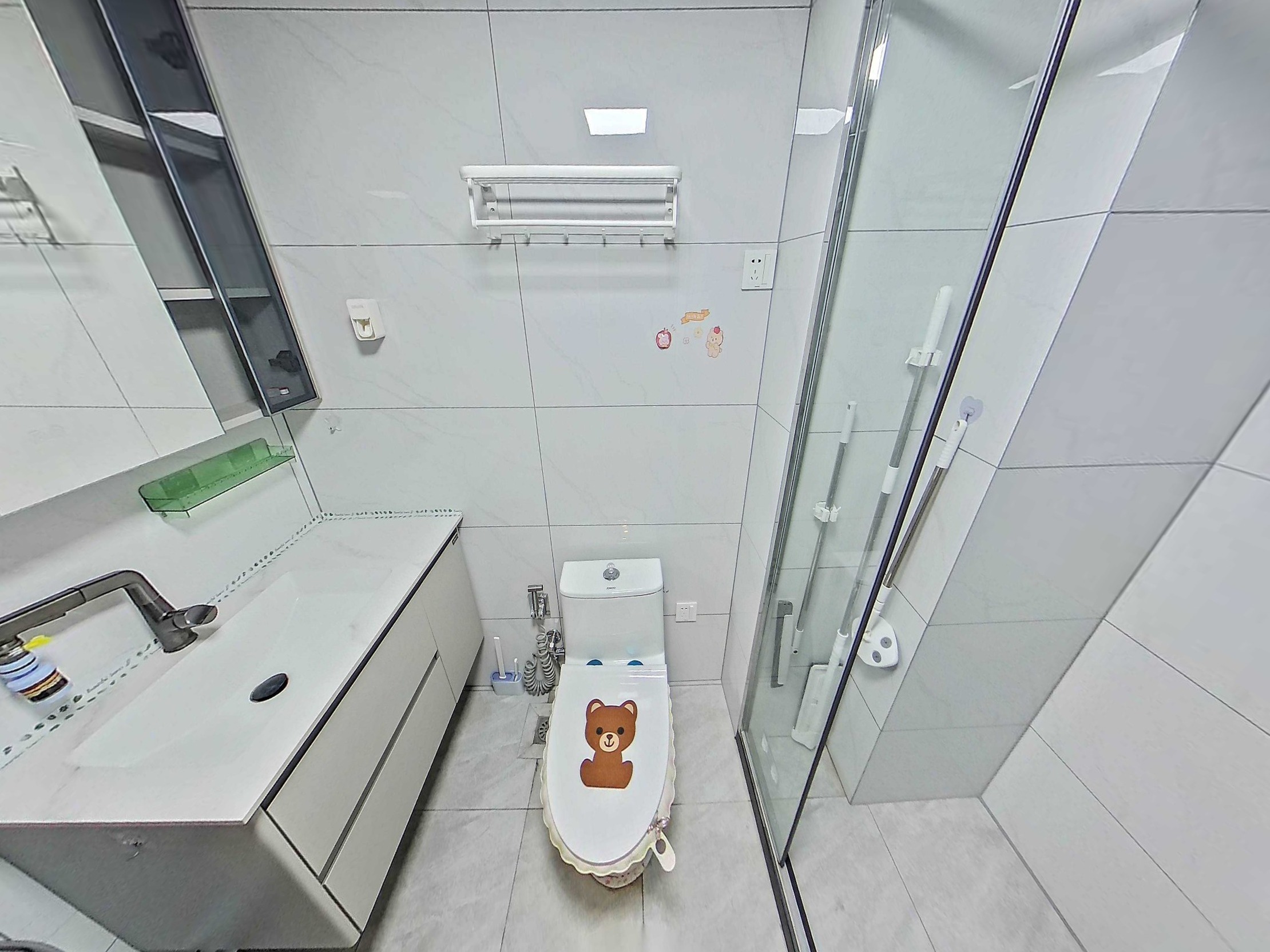 水榭云上公寓，诚心出售