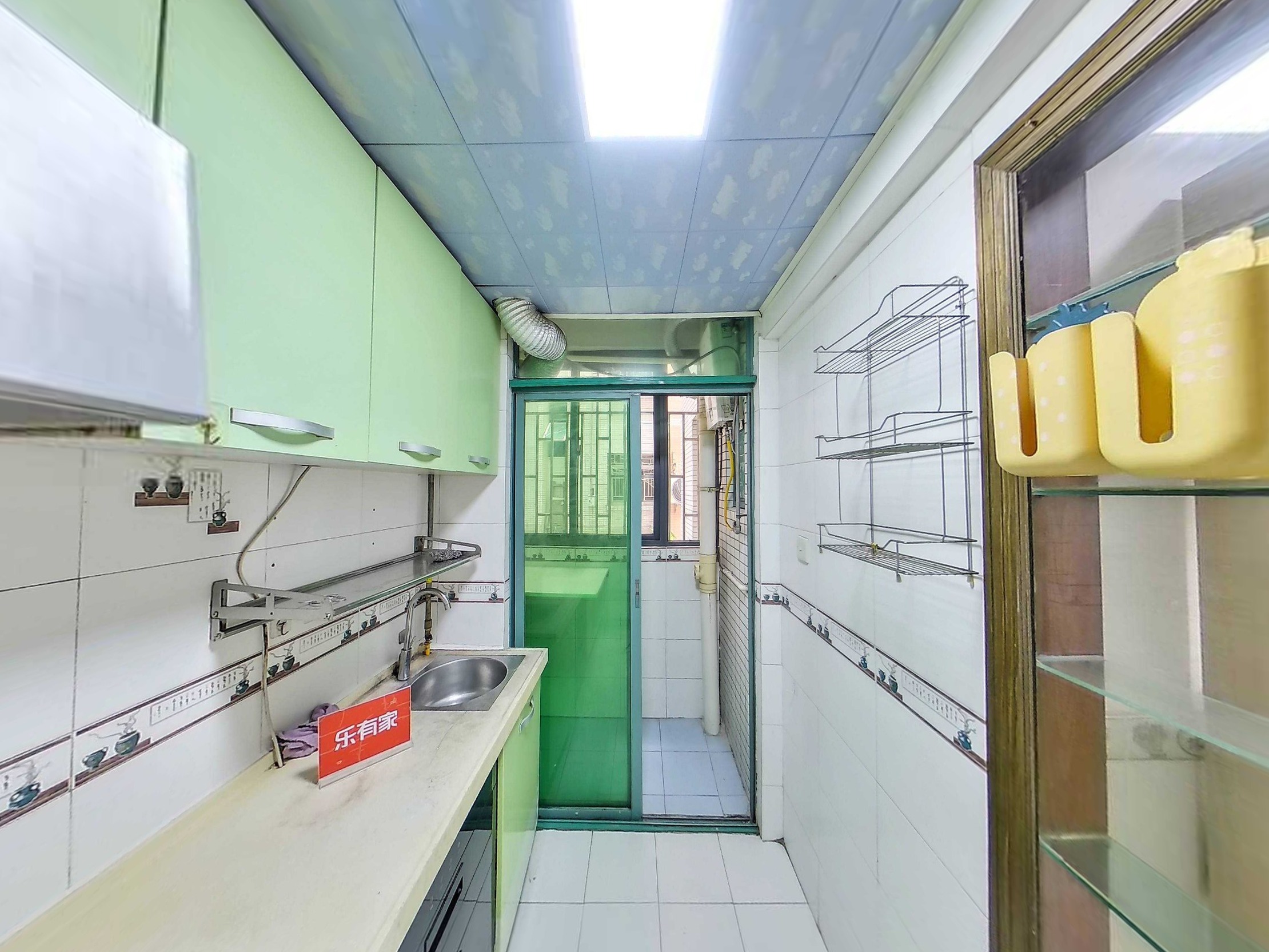 梅花新园精装两房，业主诚心急卖，看房提前预约