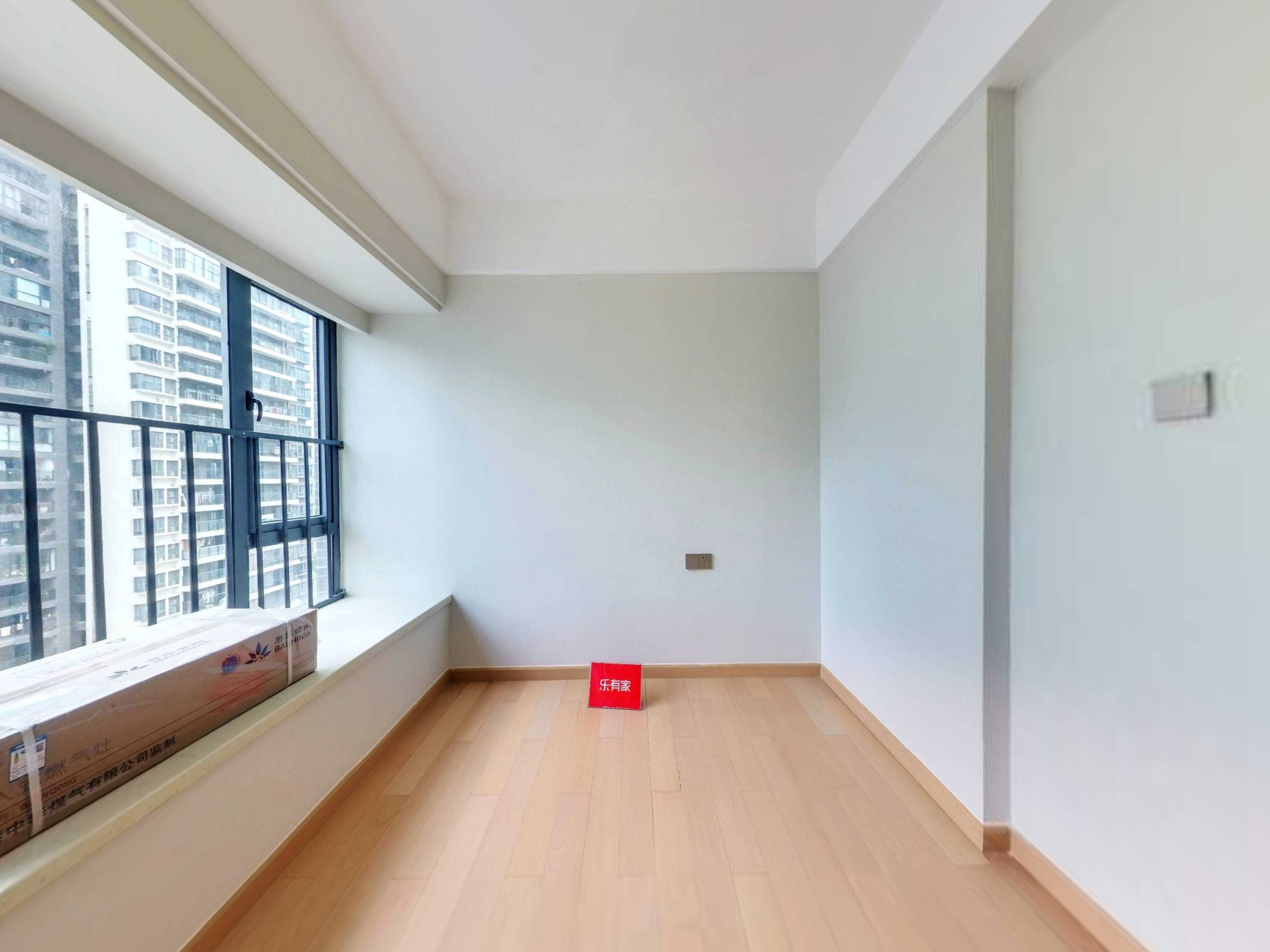 紫岭国际三期 4房2厅2卫 127.38㎡