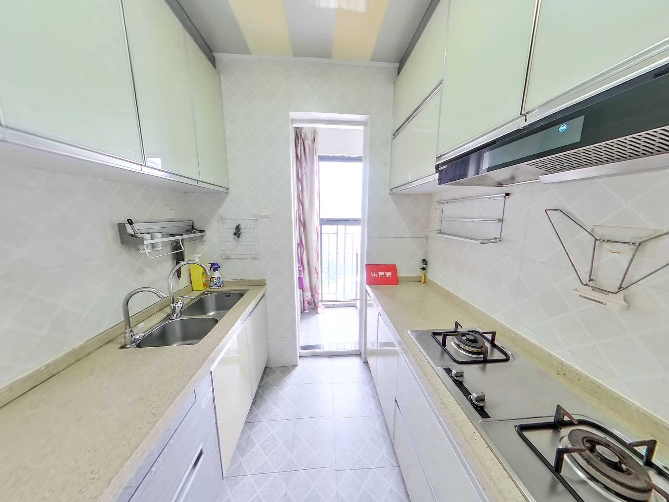 侨香村北南通户型，前后通透，中间楼层，诚意出