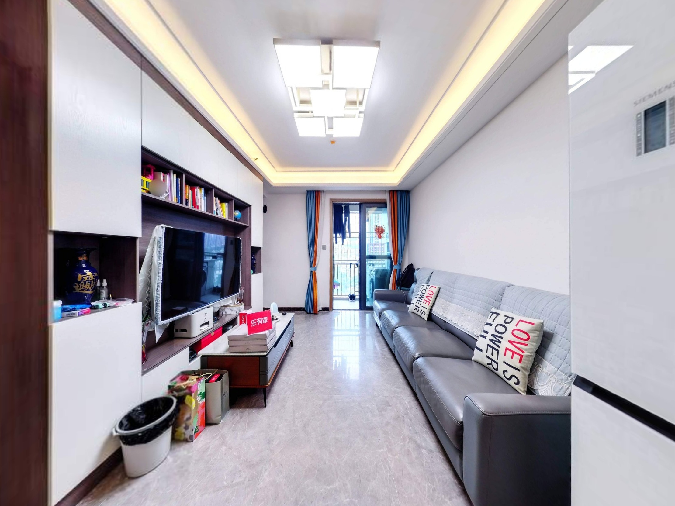 宝中本部，次新房，业主急售，看房方便，可谈价