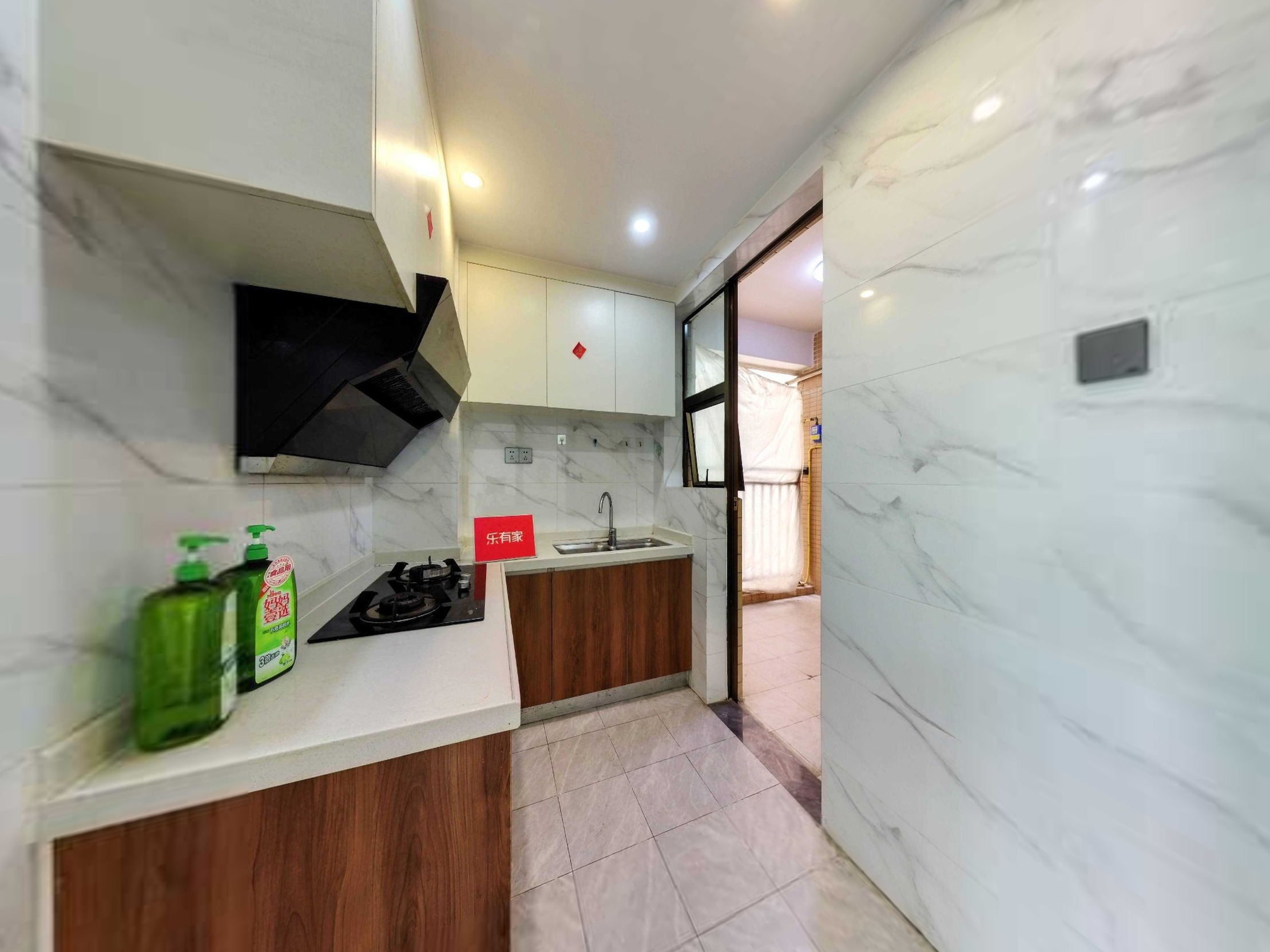 恒富祥温馨三房出售