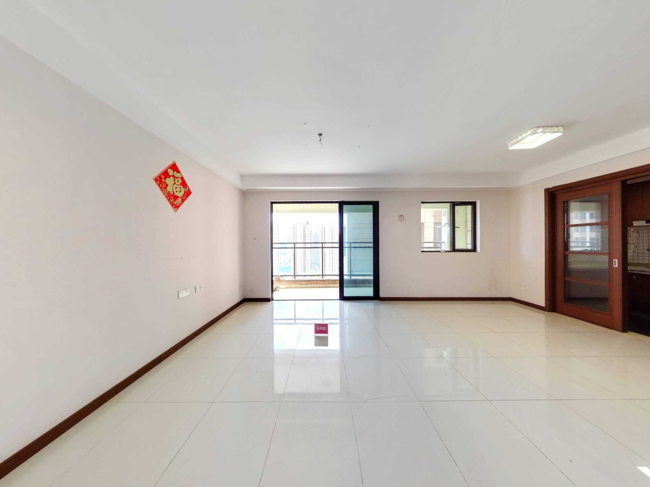 业主诚心出售-中山万科柏悦湾二手房