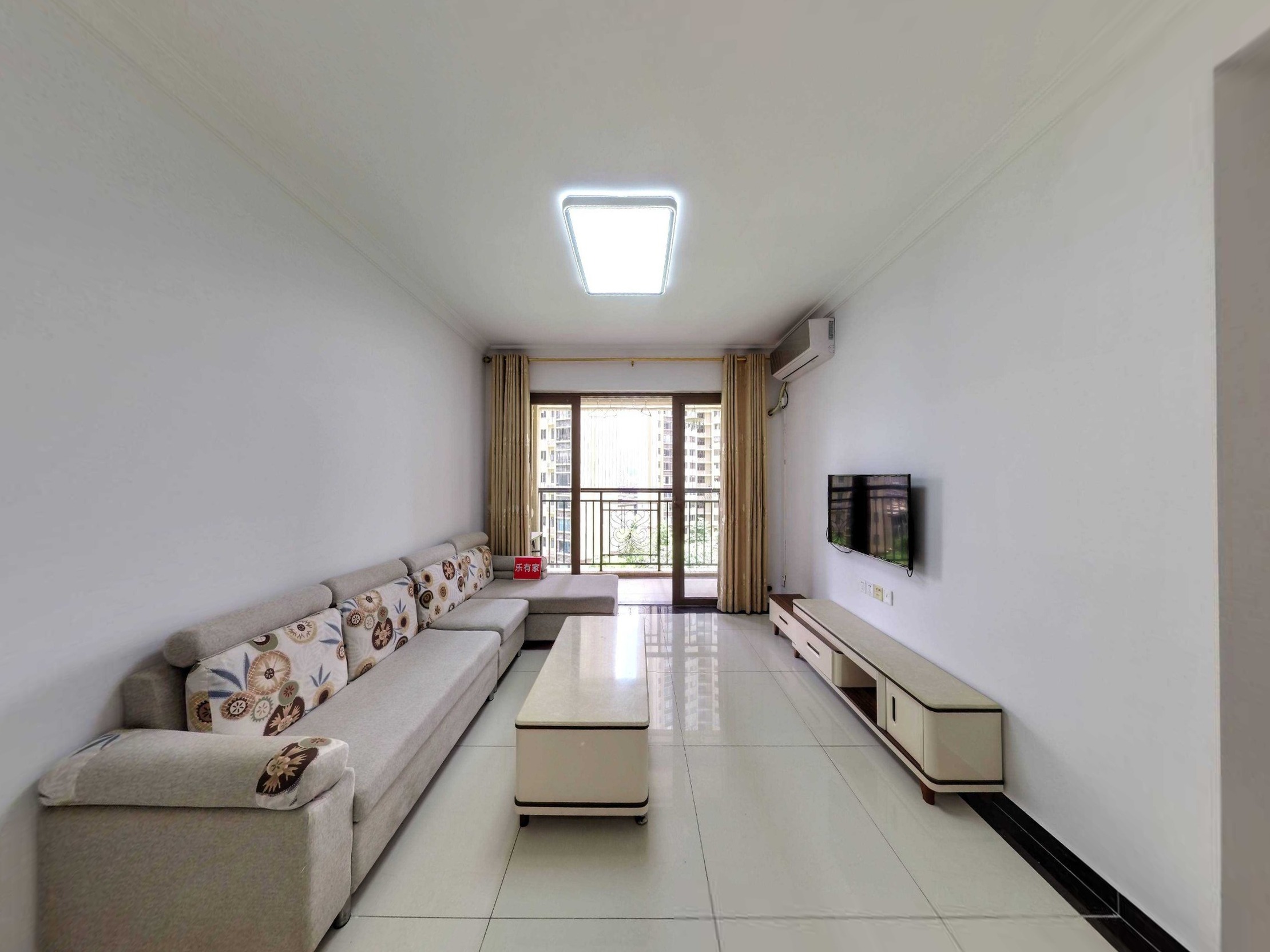 龙光城北十一期南普装4室2厅109m²