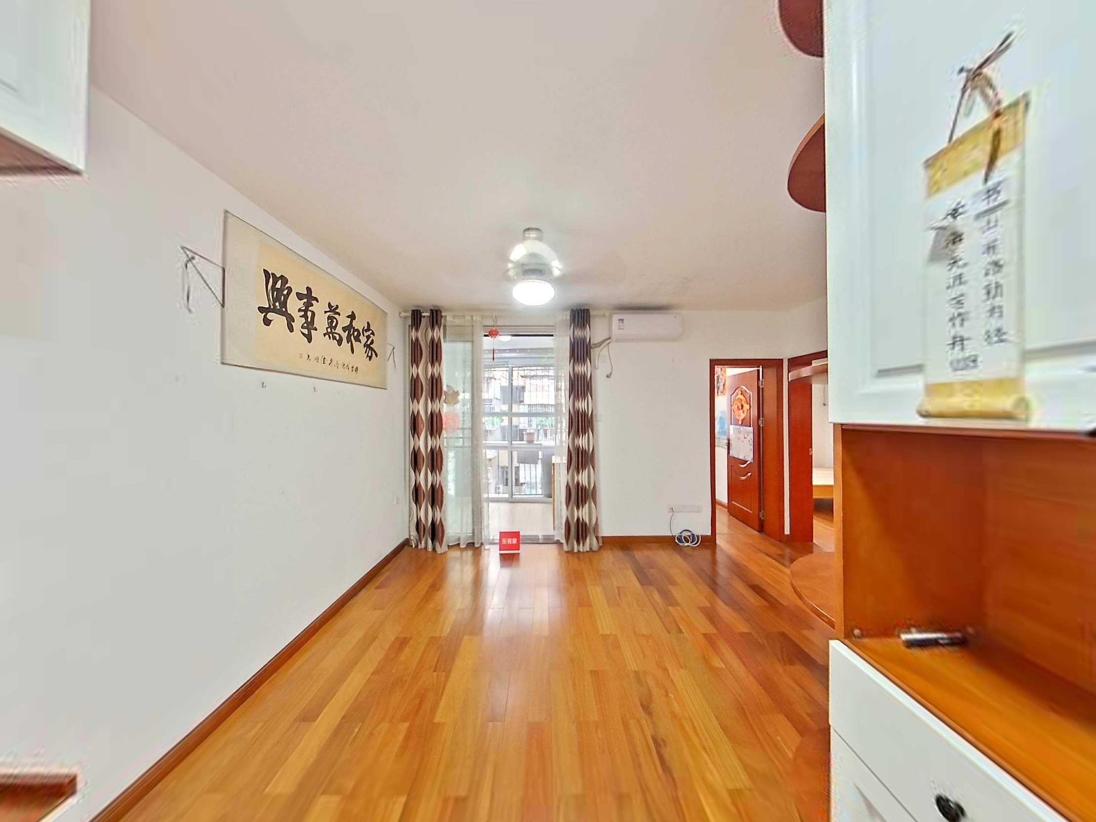 景田西小区南普装3室2厅76m²