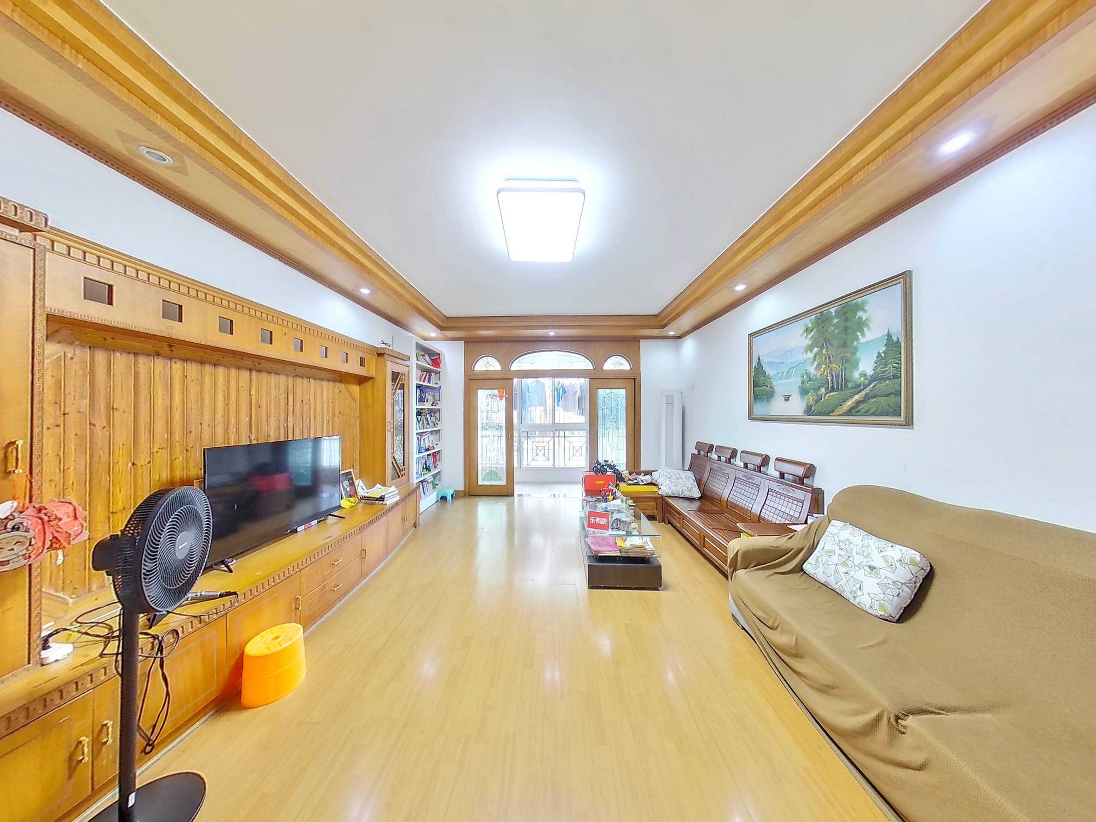 市政大院4房2厅，拎包入住，可以看房