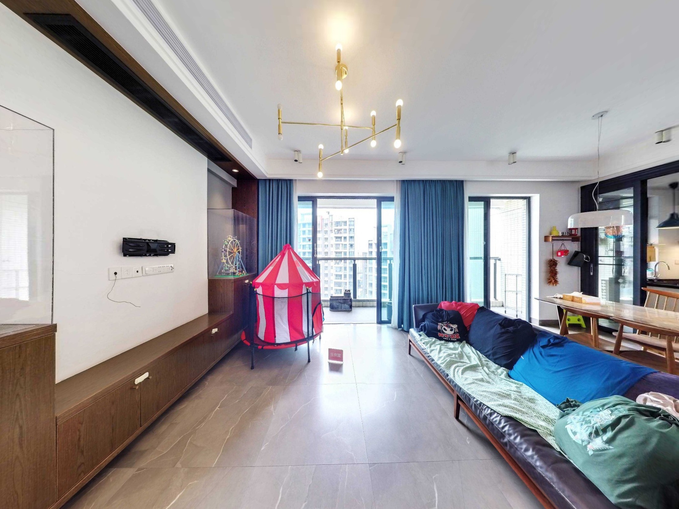 棕榈彩虹二期精装四房朝南看小区园林-深圳棕榈彩虹花园（一二期）二手房