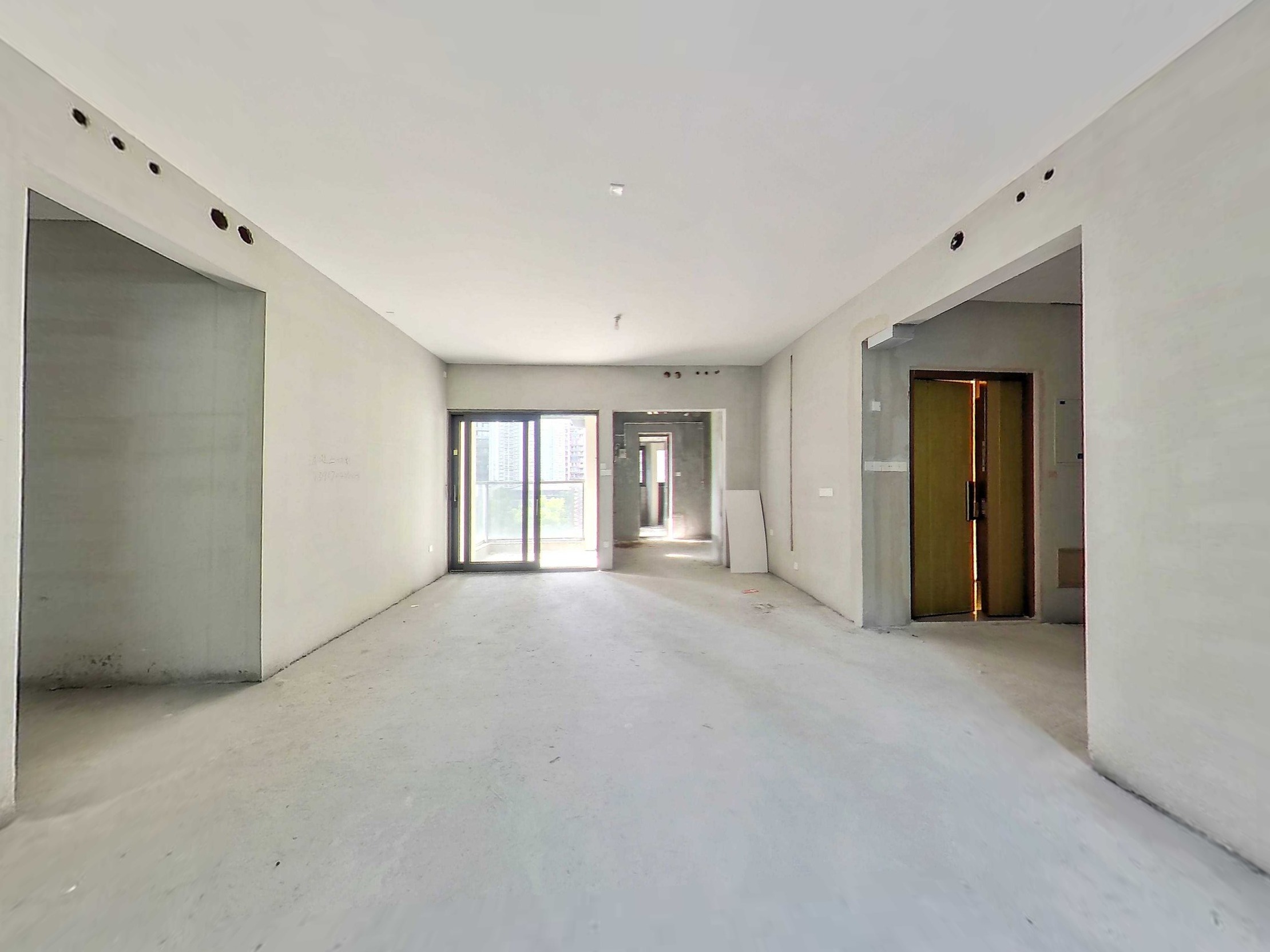 深铁懿府三期，次新社区，业主专人委托，诚心出售，欢迎咨询，