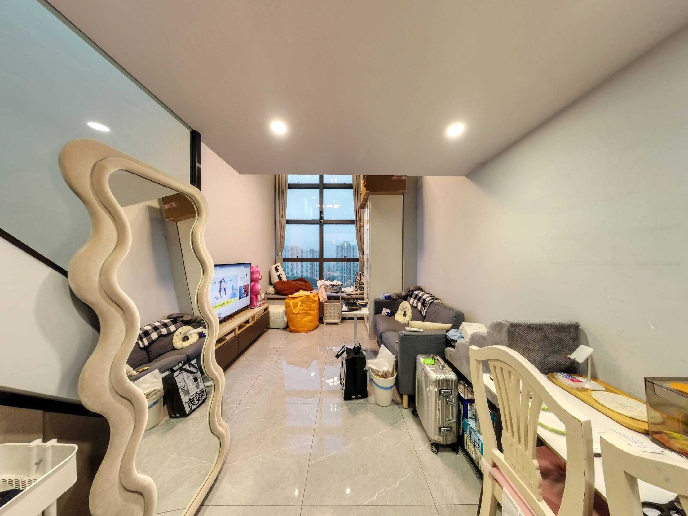 绿景美景广场南精装3室48m²