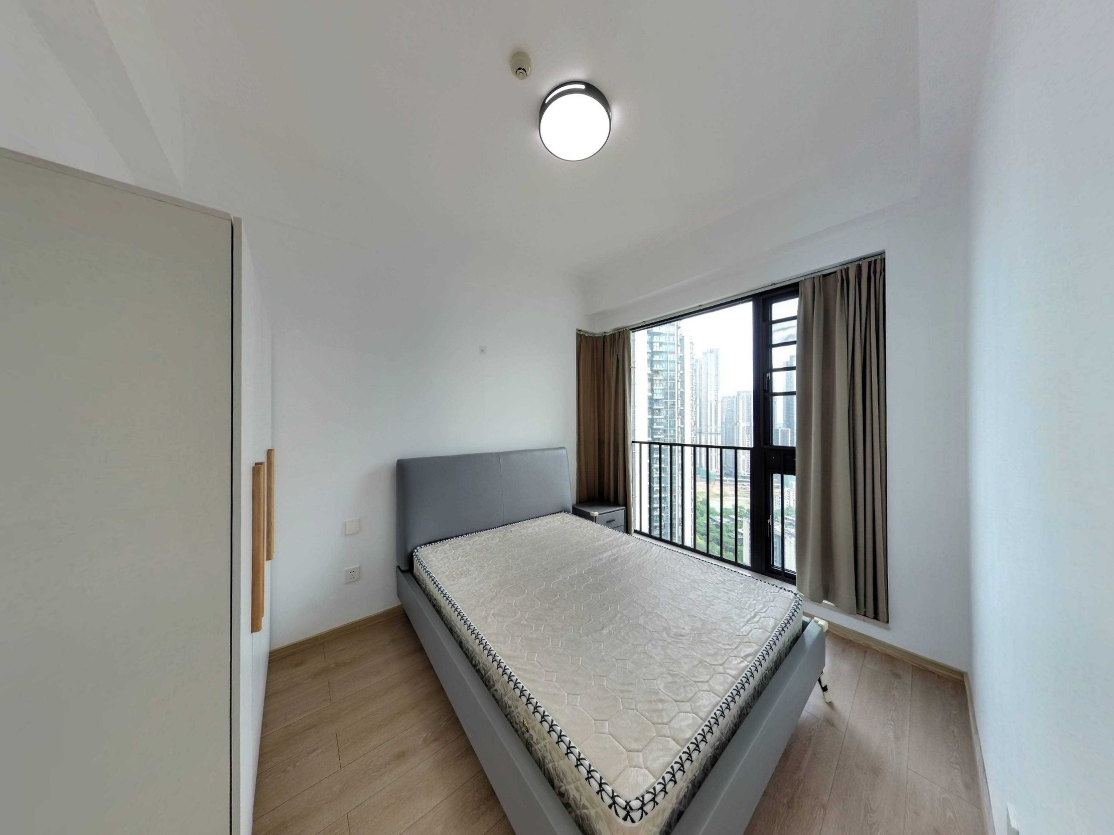 香山美墅云颂，东南向看海景