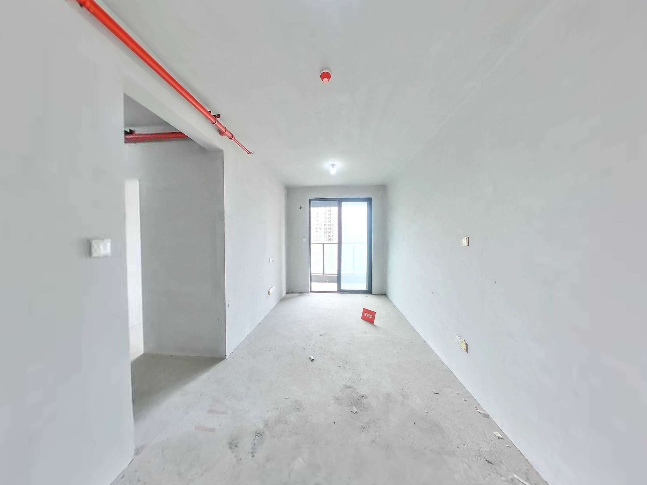 次新小区，上学方便，配套成熟小区