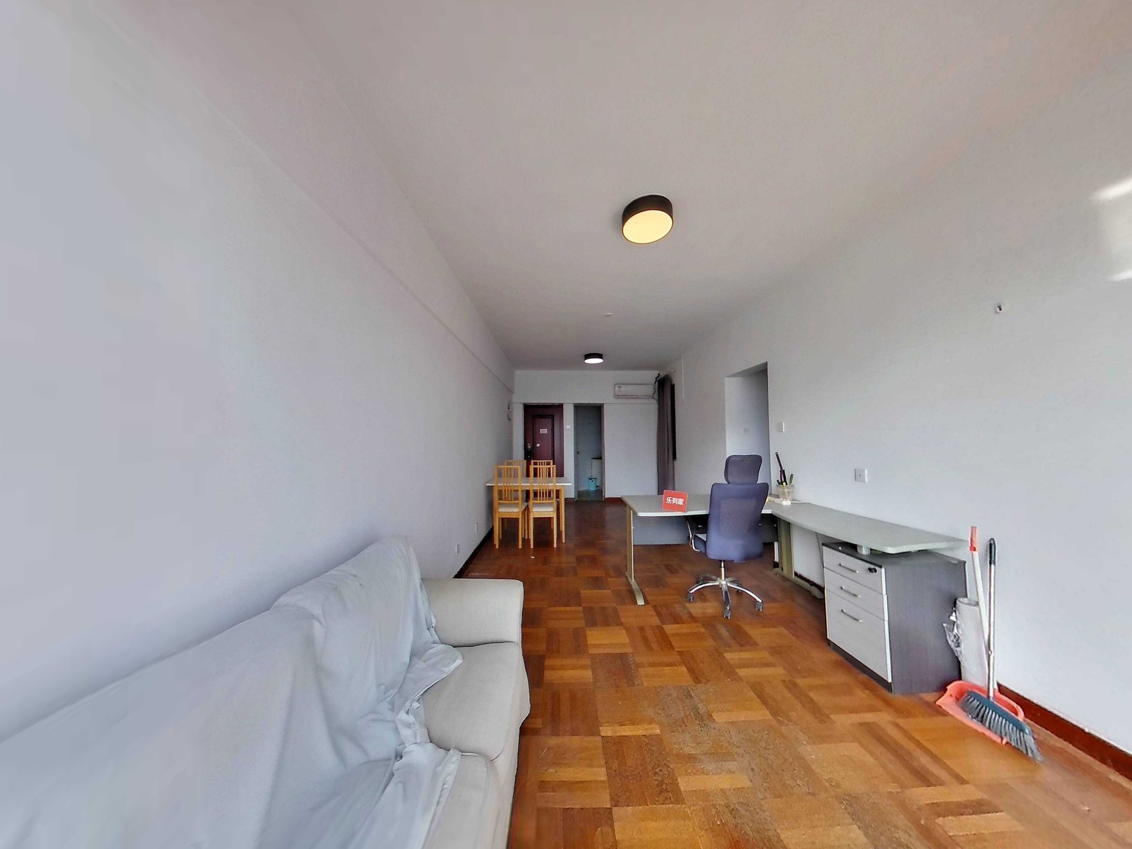 新闻路好房优选，高层南向，看高尔夫景观，诚心出售