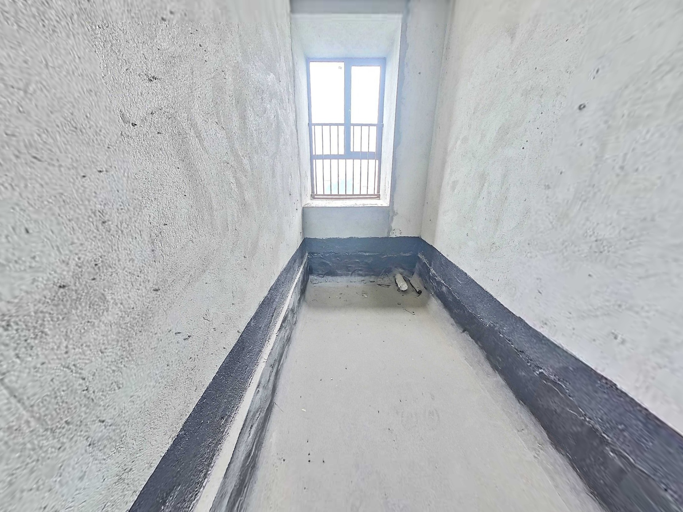 南区，锦秀蓝山毛坯三房出售