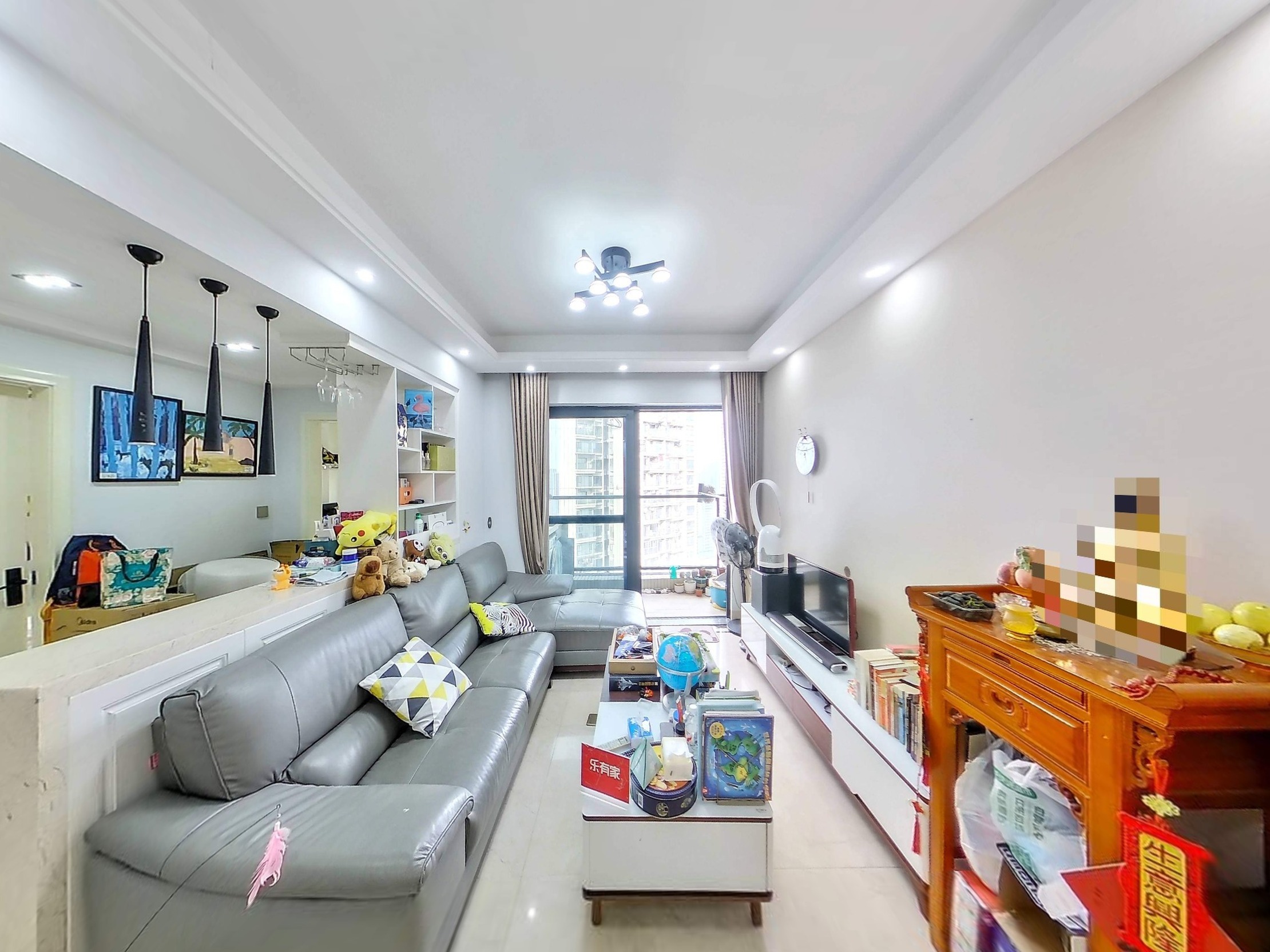 龙华豪宅金茂府，248平自住装修保养好，拎包入住，诚心出售