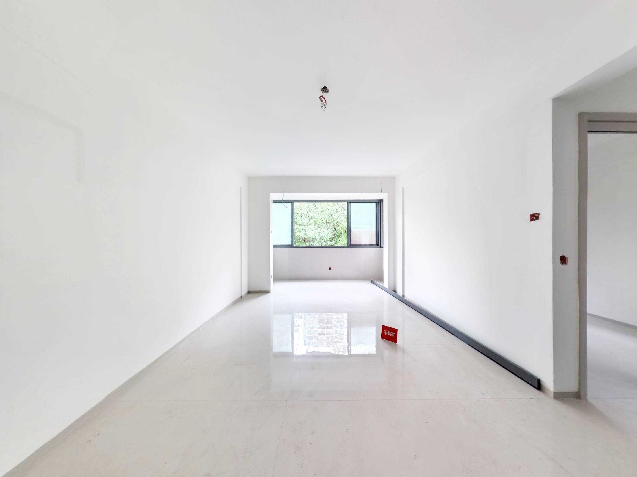 宝安中心全新装修大两房可改三房。-深圳达海花园二手房