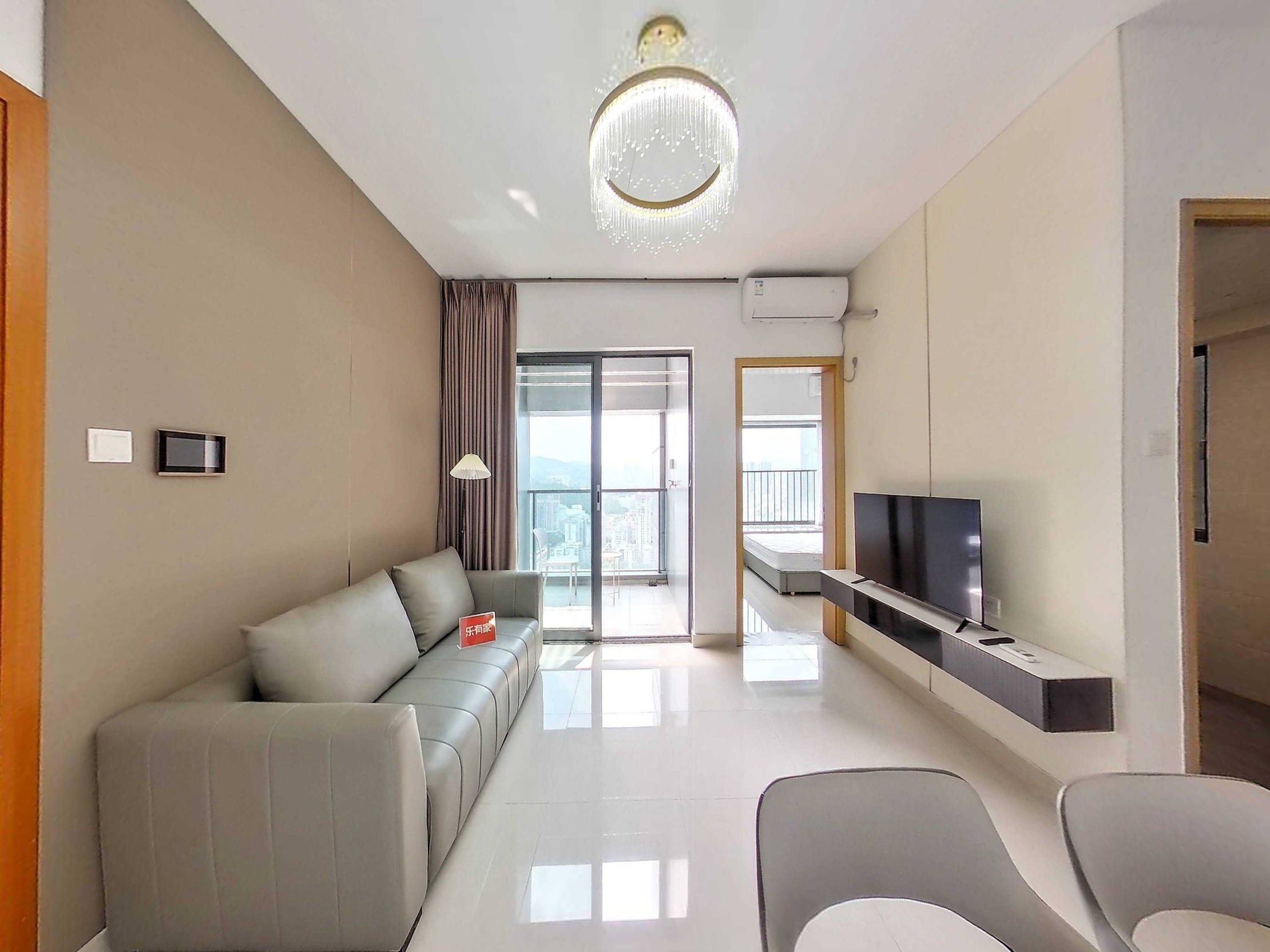 皇庭世茂央玺园 1房1厅1卫 47㎡