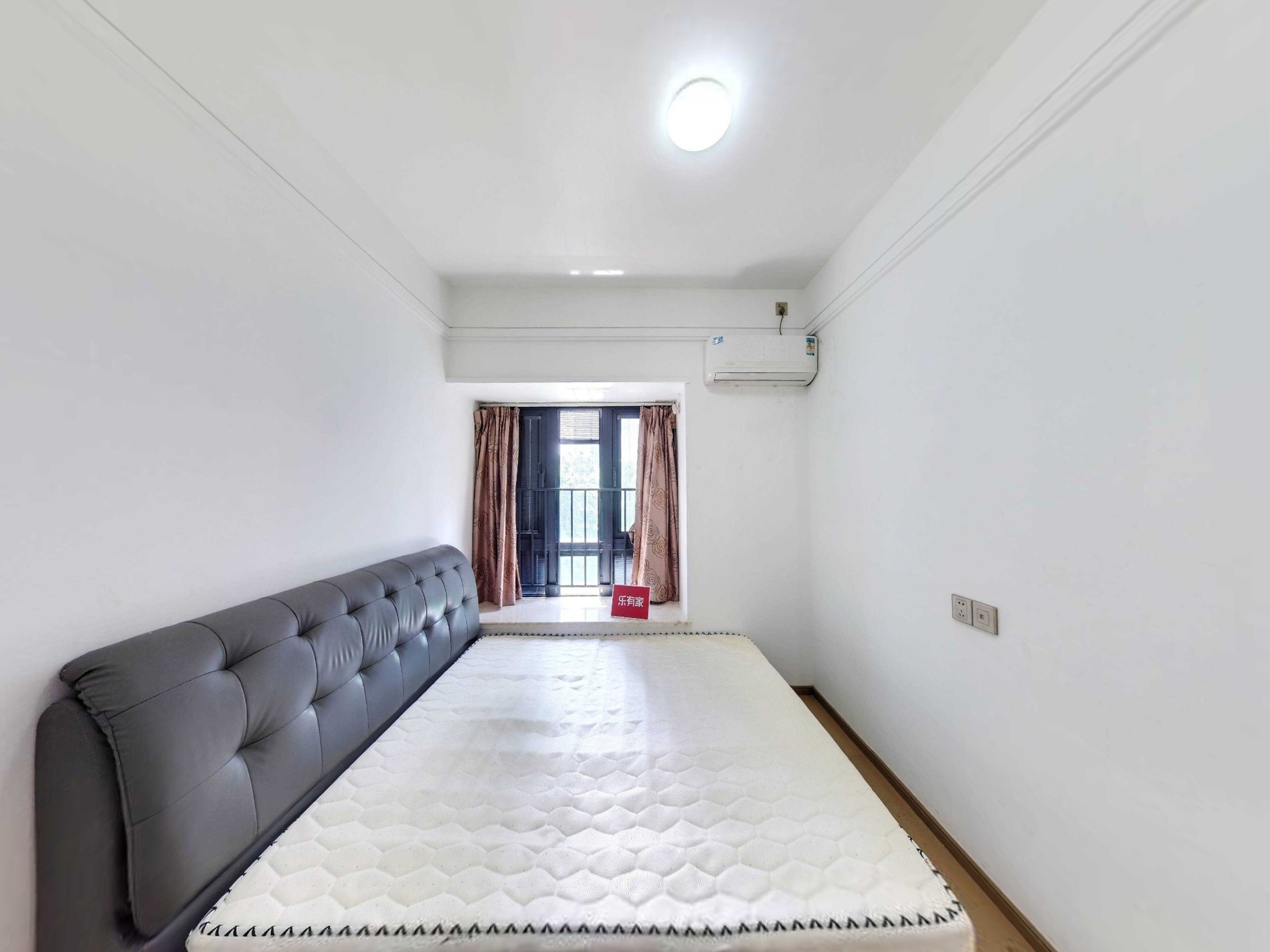 广州融创文旅城C1区 3房2厅1卫 91㎡