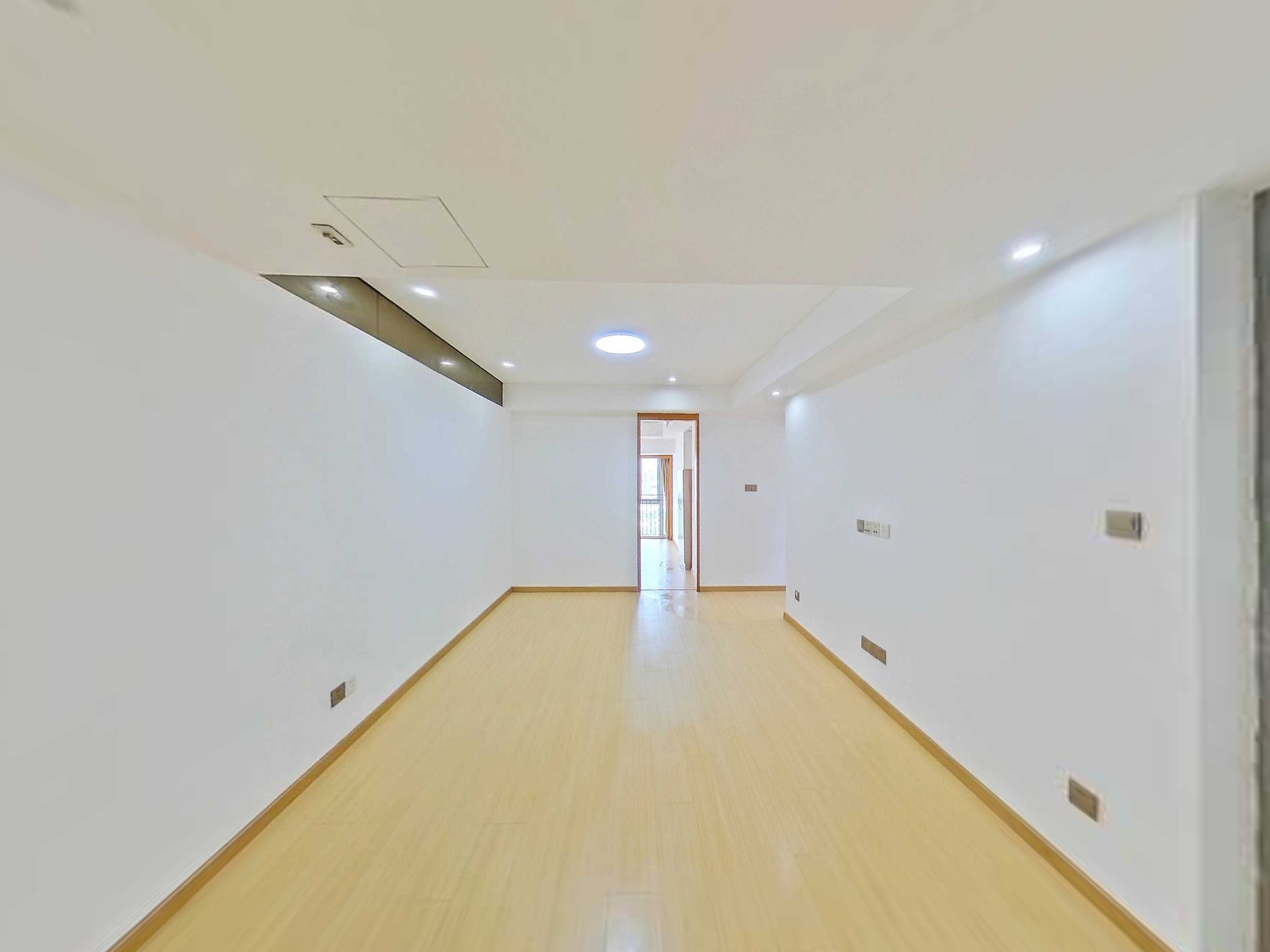 大中华国际金融209.81m²出售
