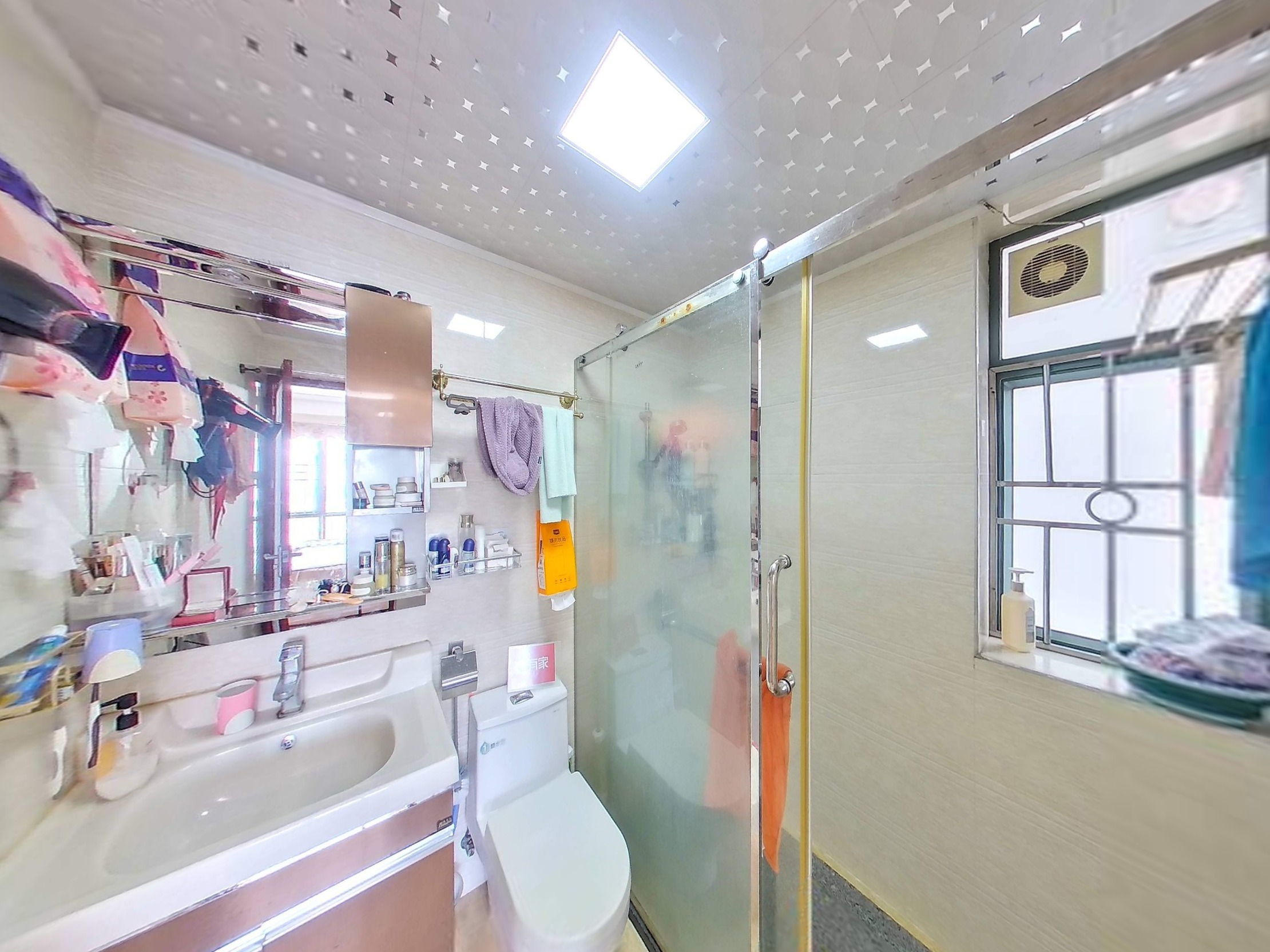 汇港名苑 3房2厅2卫 107.09㎡