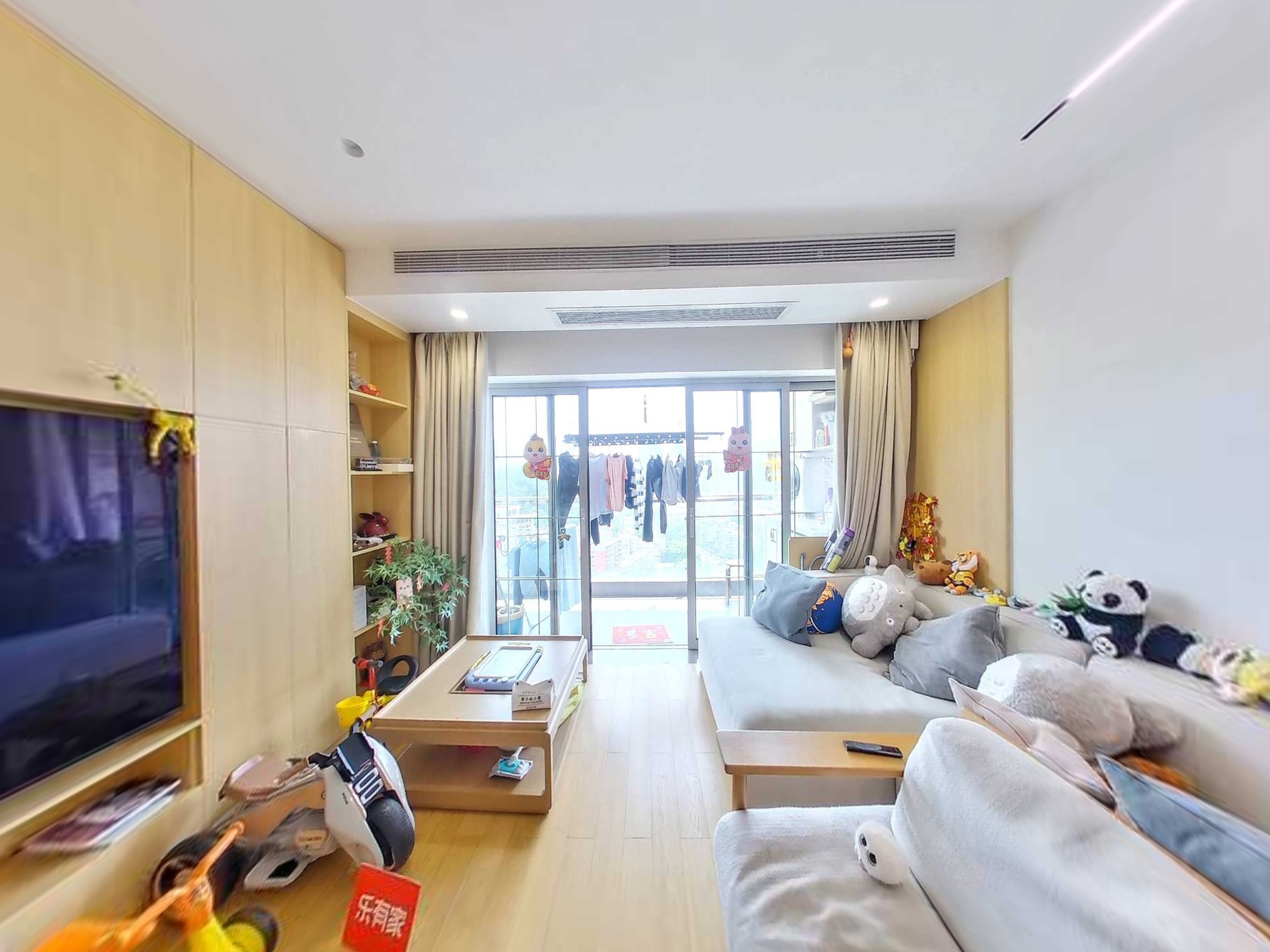 温馨舒适好房，业主诚心，看房方便近地铁站-深圳沁芳名苑二手房