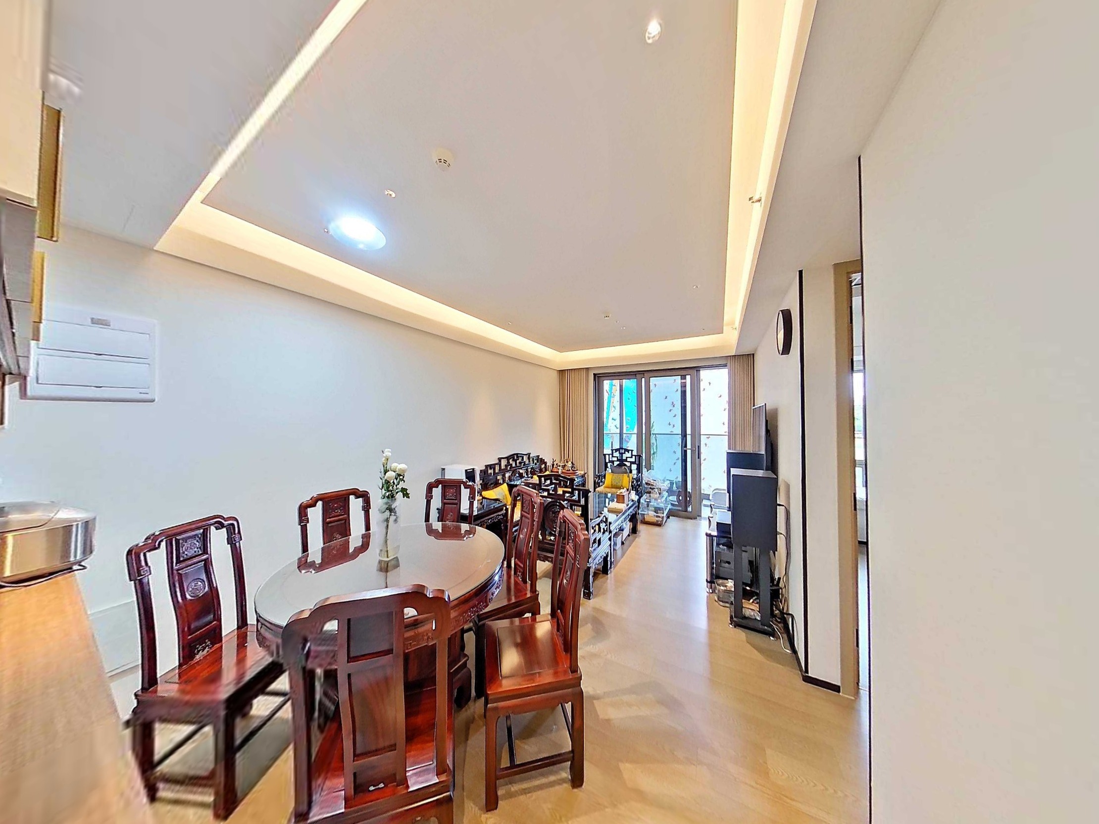 缙山府23年次新花园社区，旁边就是深中，业主诚心出，看房方便
-深圳缙山府二手房