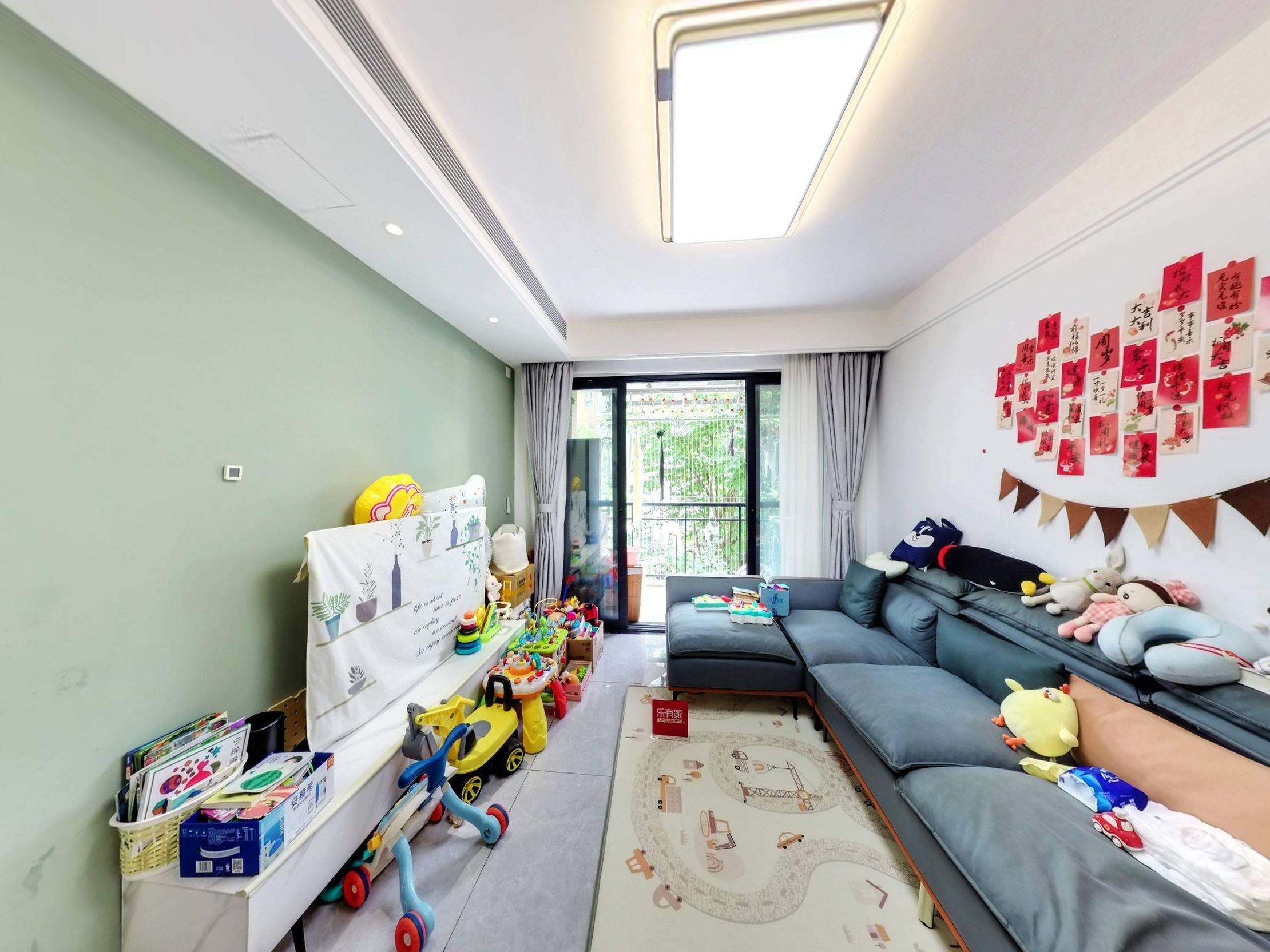 南山前海大社区，正规厅出阳台大两房，价格可谈，诚心出售-深圳阳光棕榈园三期二手房