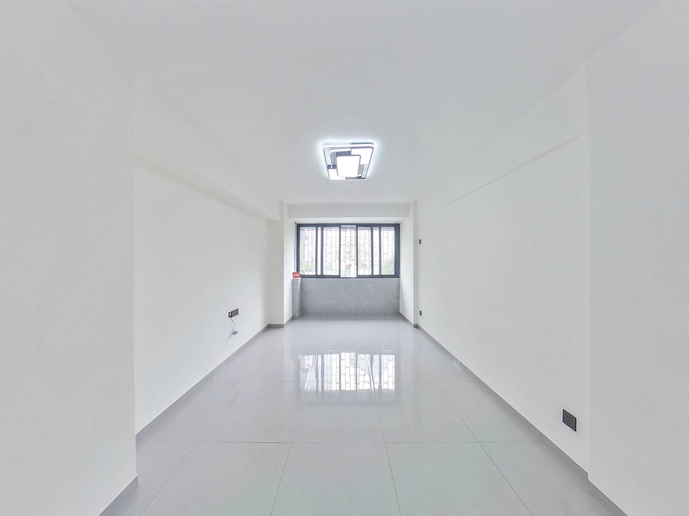 长城一花园，完全新装修，无甲醛-深圳长城大厦二手房