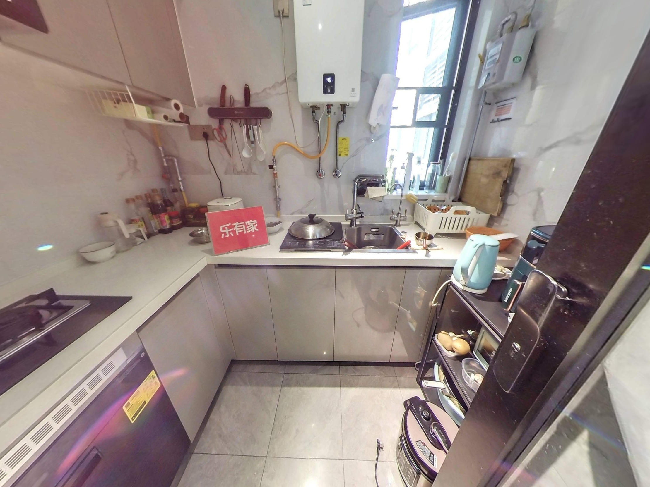 珑湾世界花园 3房2厅1卫 83㎡