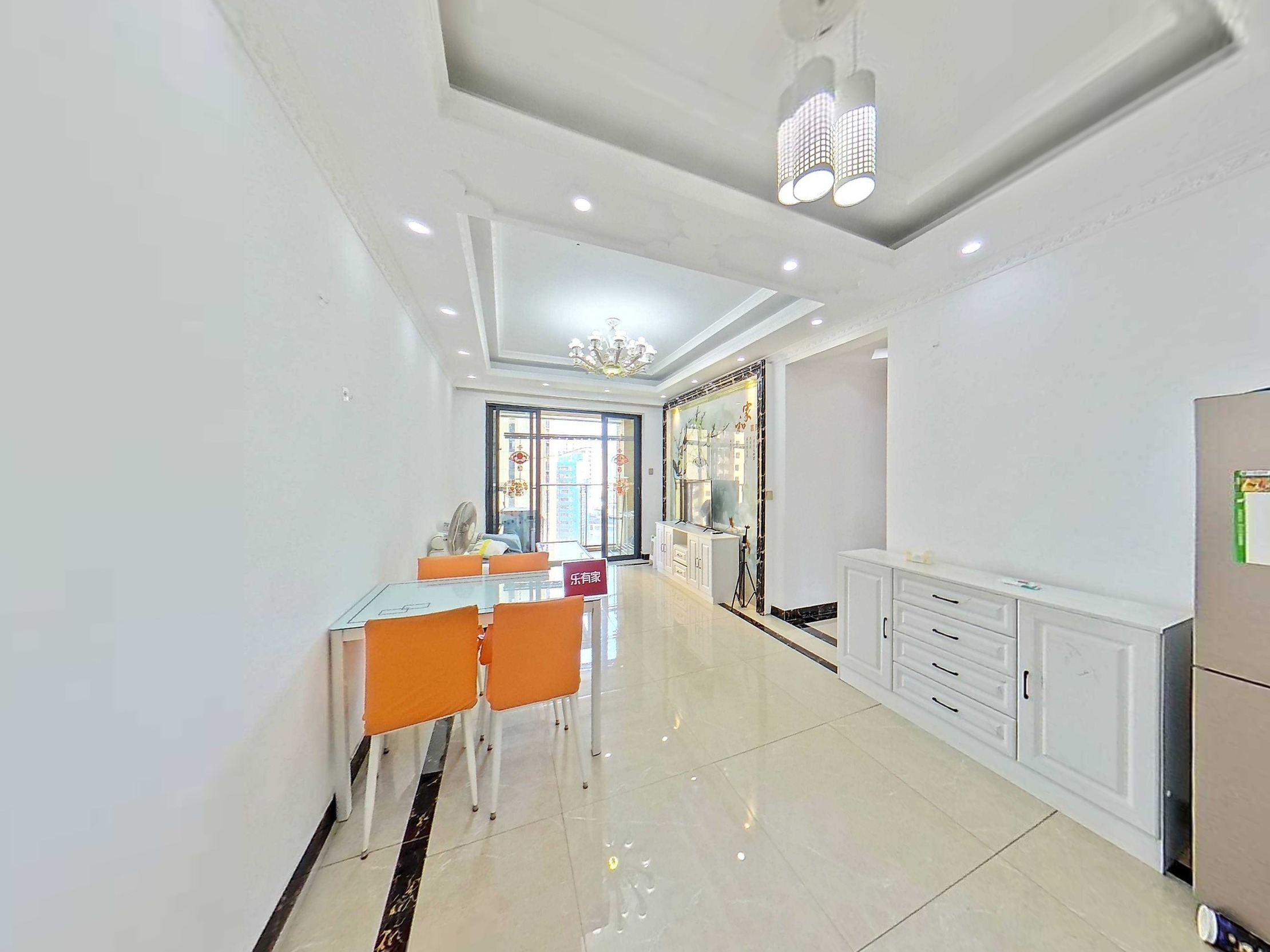 京基百纳旁，香莎公馆，电梯三房，精装修，满五，诚心出售