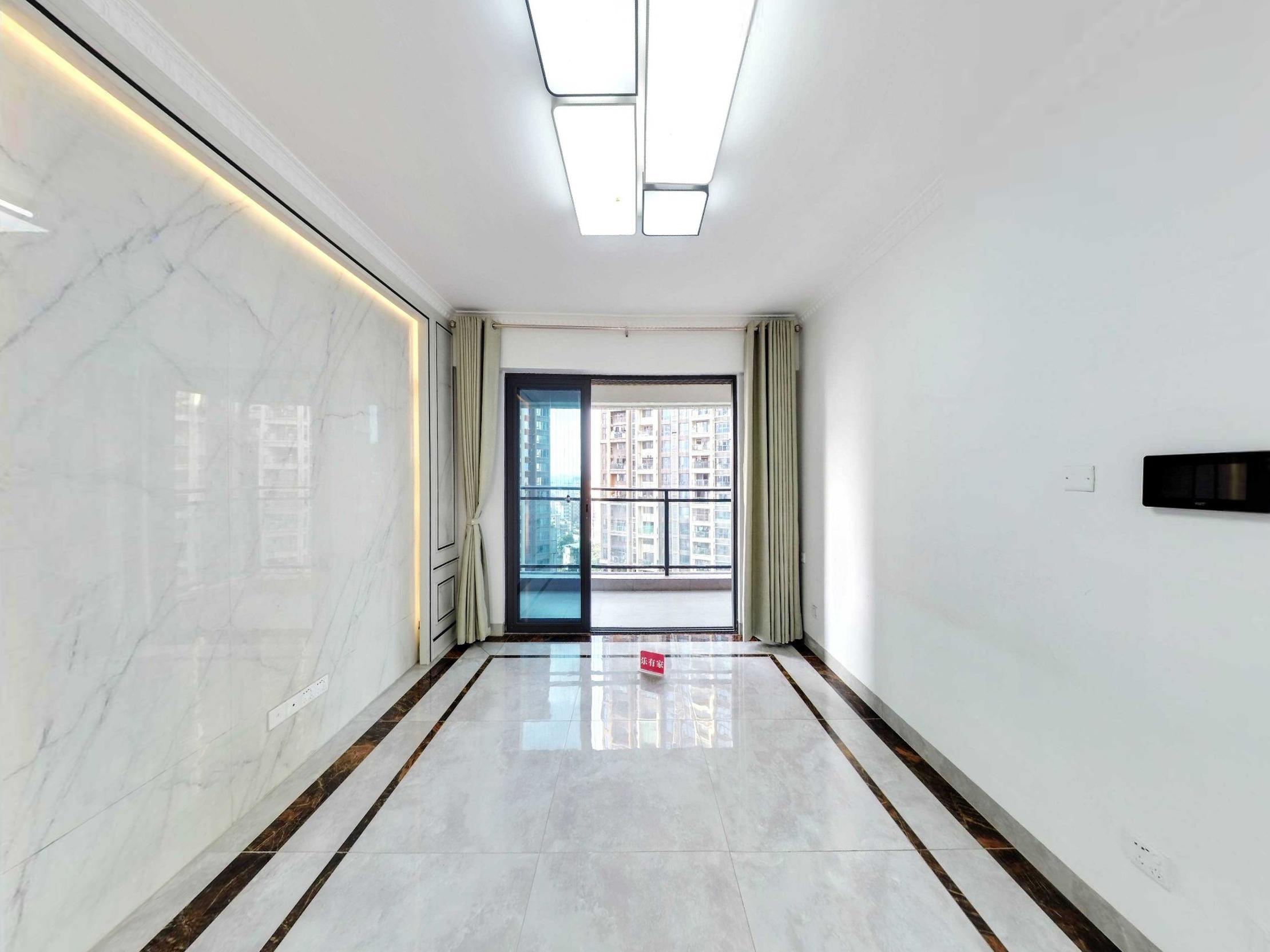 佳华领域广场(一期) 3房2厅2卫 88.4㎡-深圳佳华领域广场(一期)二手房