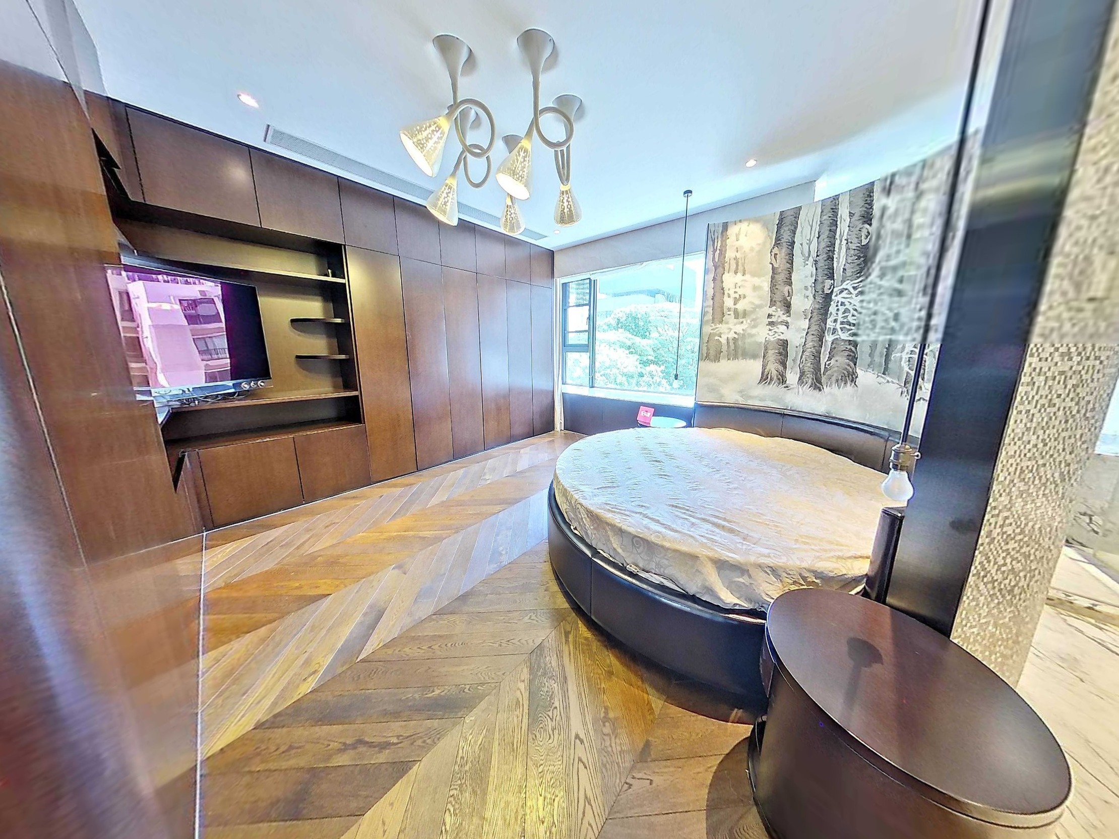 珑御府 2房3厅3卫 243㎡