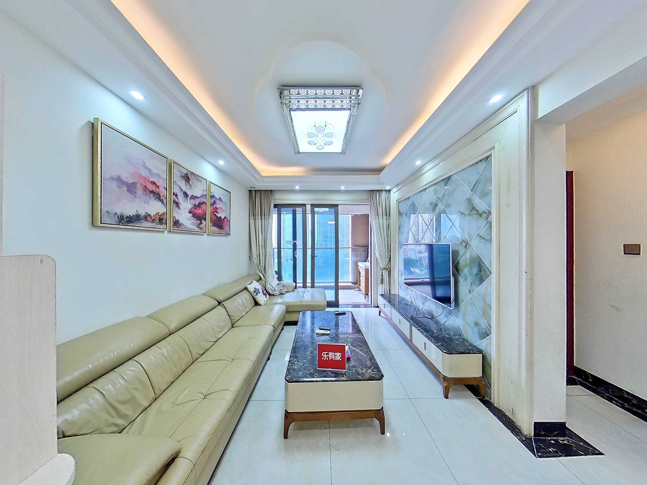 松岗优质三室两厅，临近大型公园，绿意环绕，生活惬意，尽享自然之美。