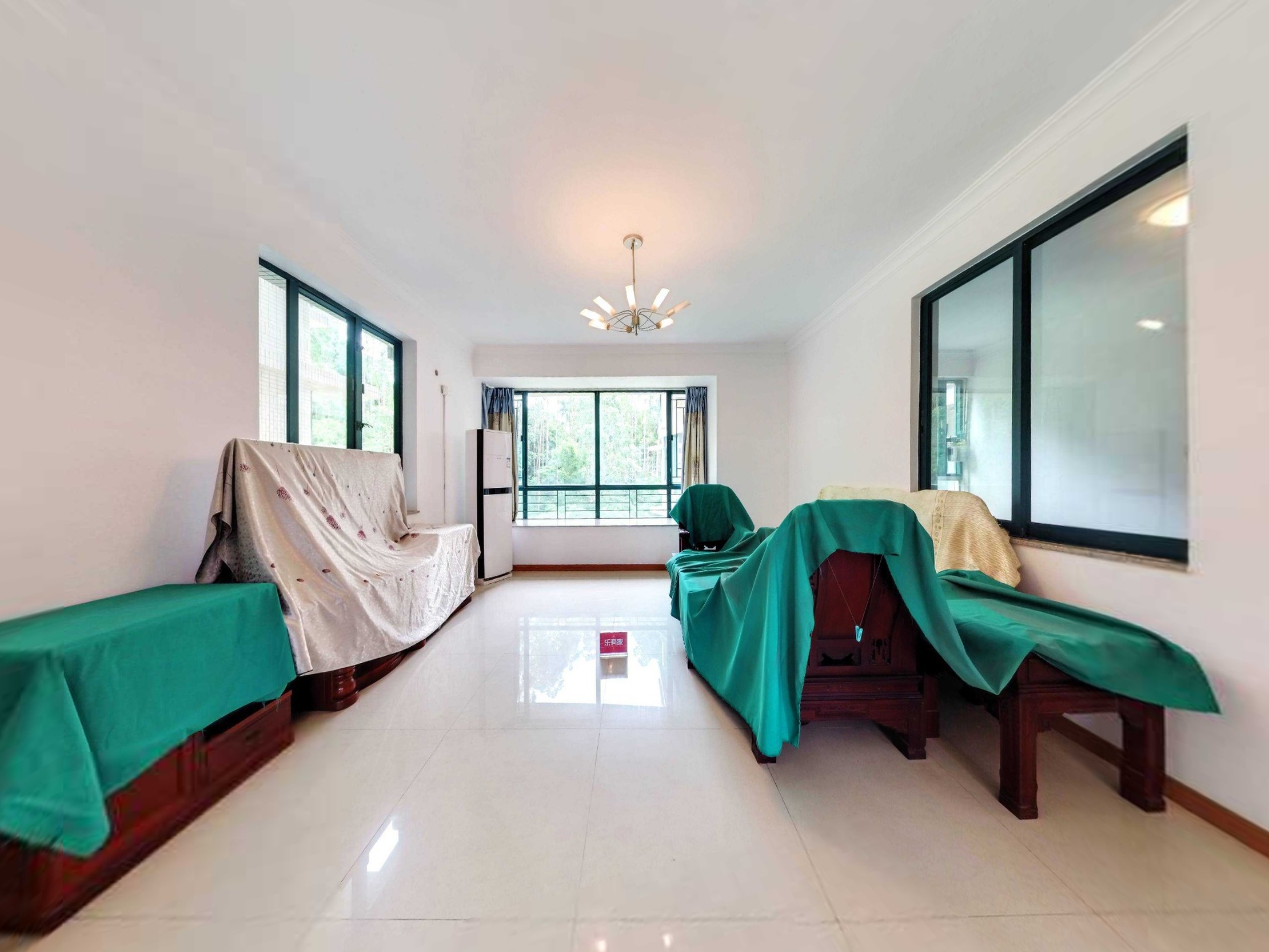 岭峰18 4房2厅2卫 168.51㎡