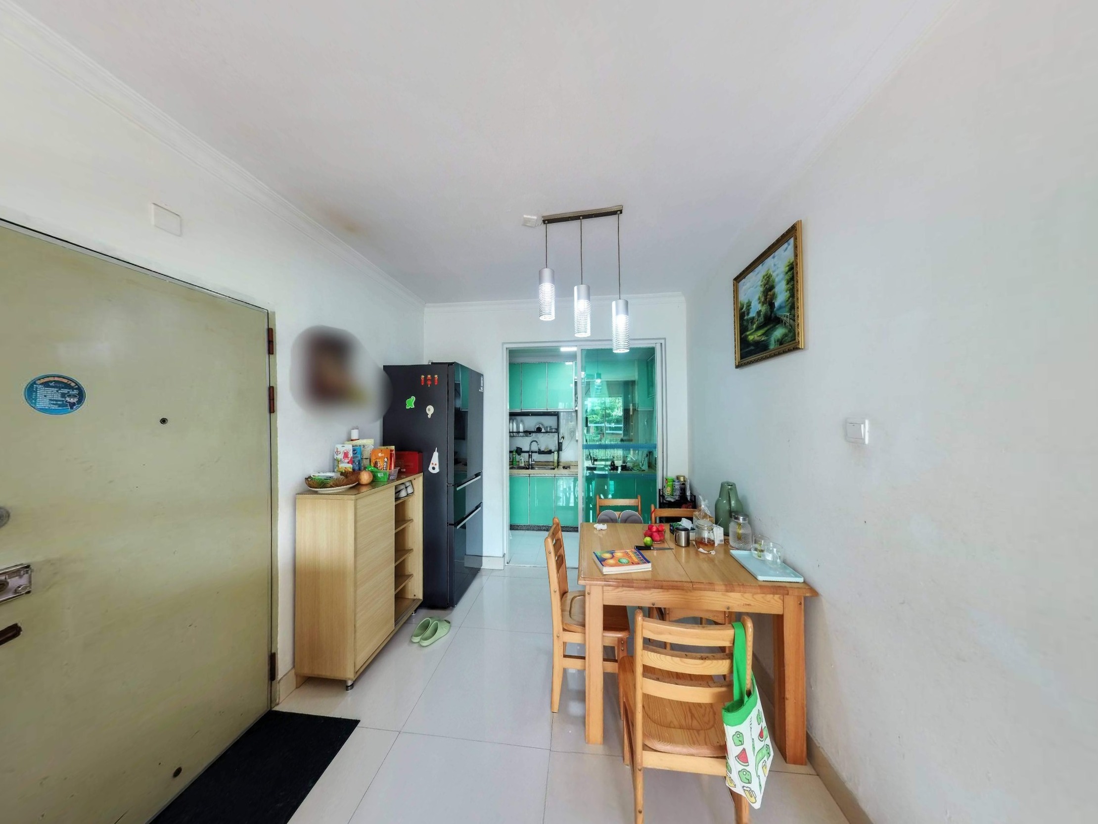 中海怡翠山庄，近地铁，带阳台，通燃气，环幕天籁湖