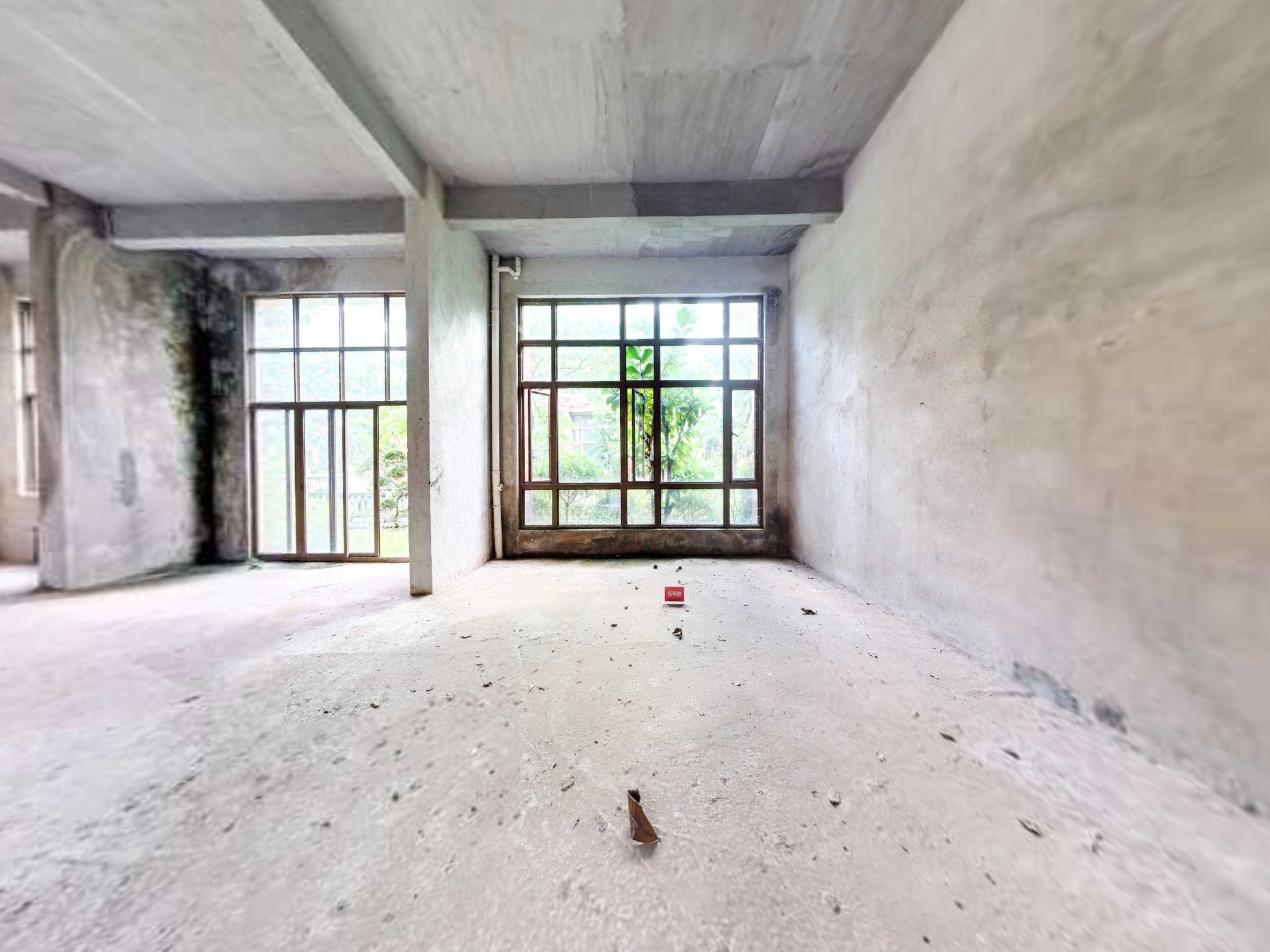 万鑫花园，方正户型，朝南采光佳，车位足，花园露台，业主诚售，随时看房！-中山万鑫花园二手房