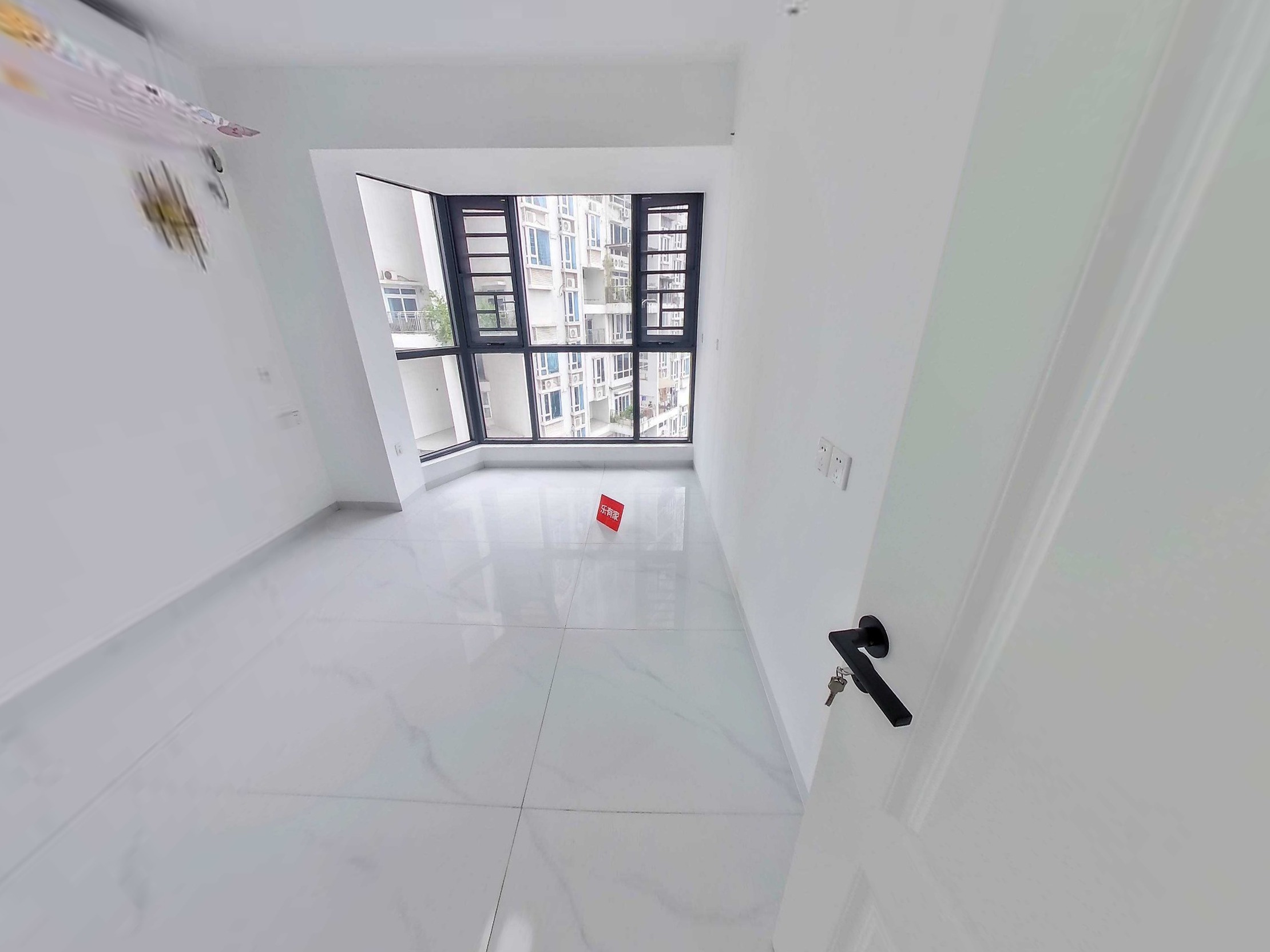 大剧院地铁口，好房推荐，看房方便