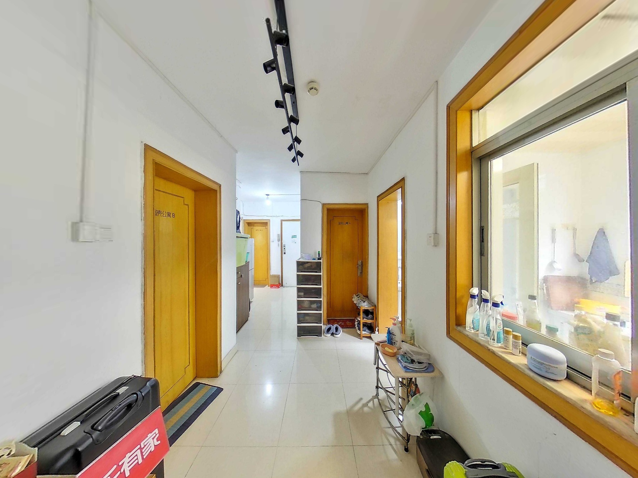 景田西小区，方正户型，通风采光佳，重点学校旁，地面花园美，业主诚心出售！