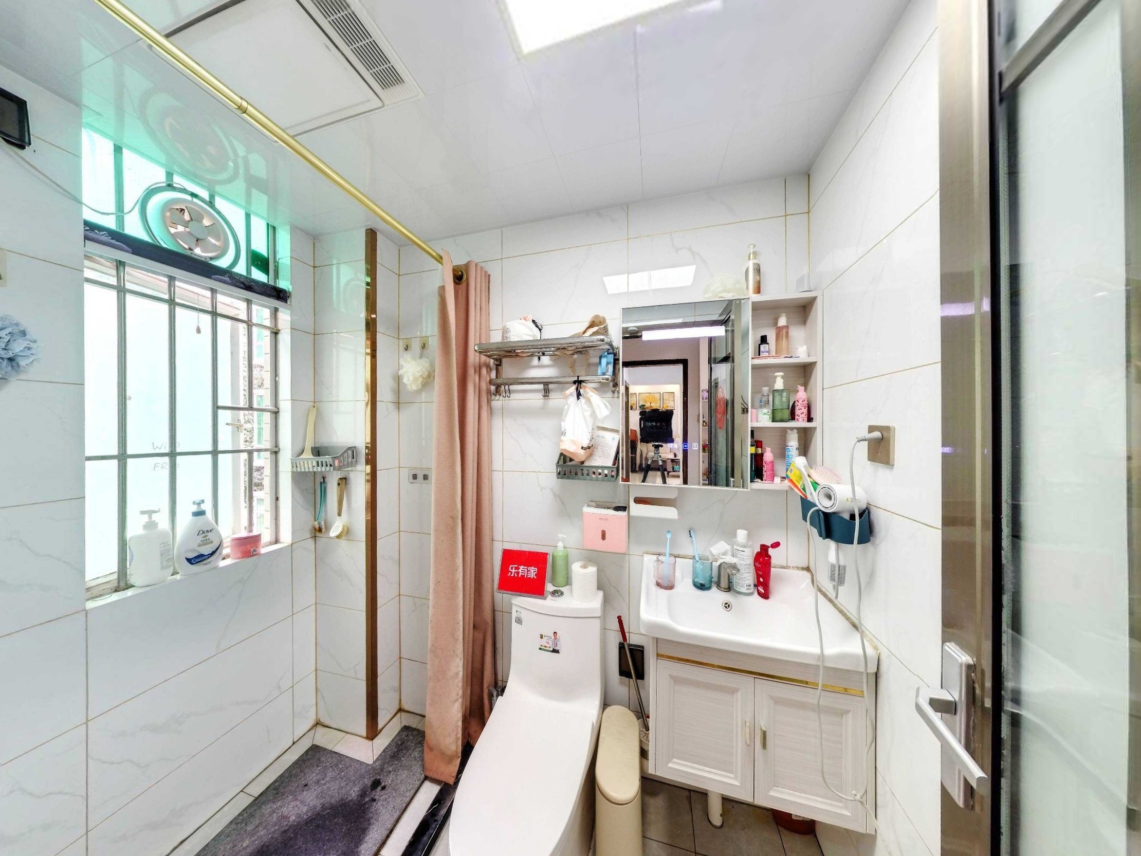 濠头3房，装修保养很好，价钱可以商量