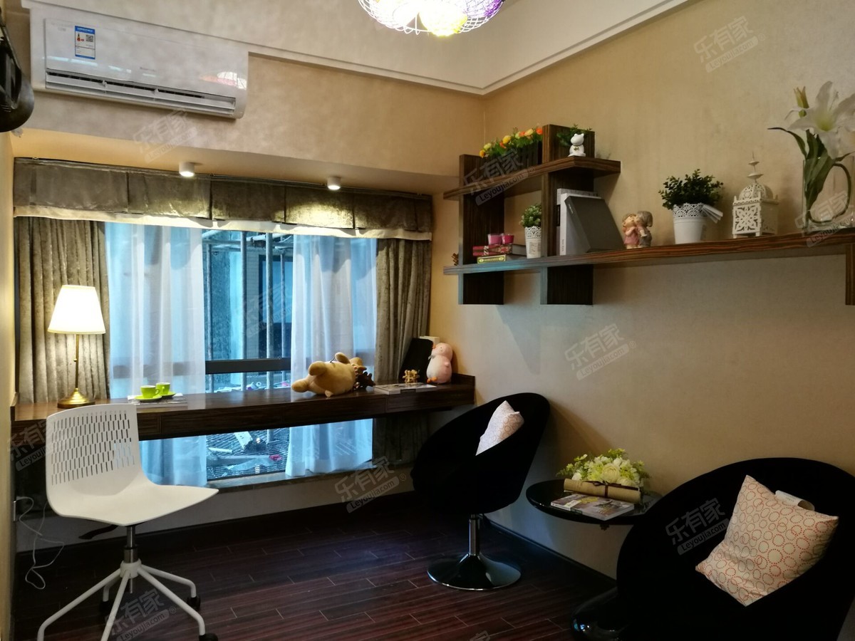 十月花花园119平米4房书房9