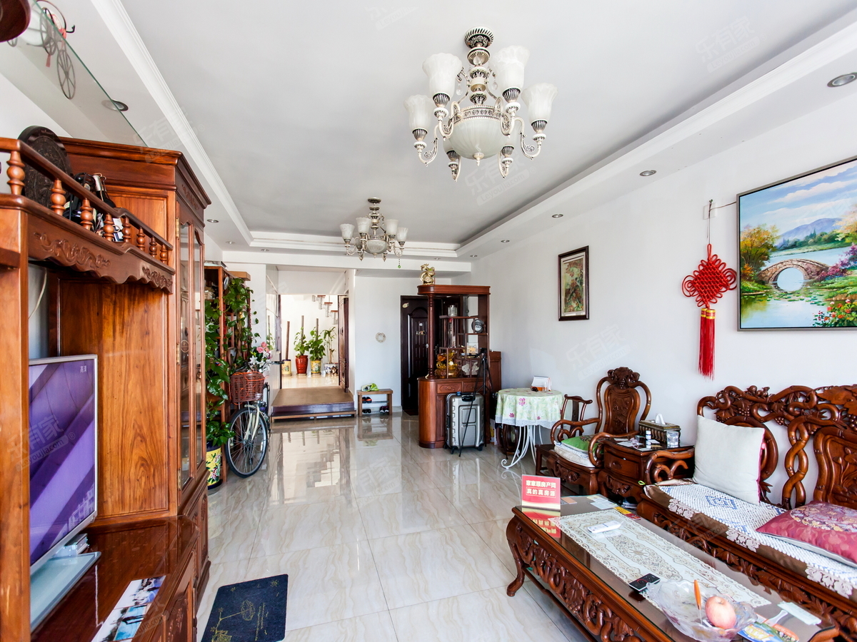 信和自由广场 5房2厅4卫 139.47㎡