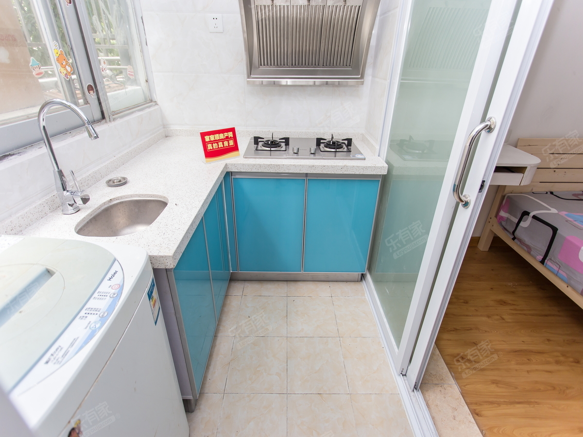 业主诚心出售，看房提前约，价格可谈