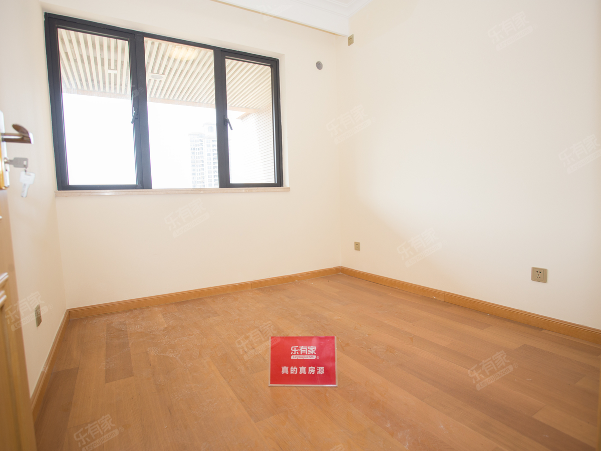 悦峰复式4房，业主诚心出