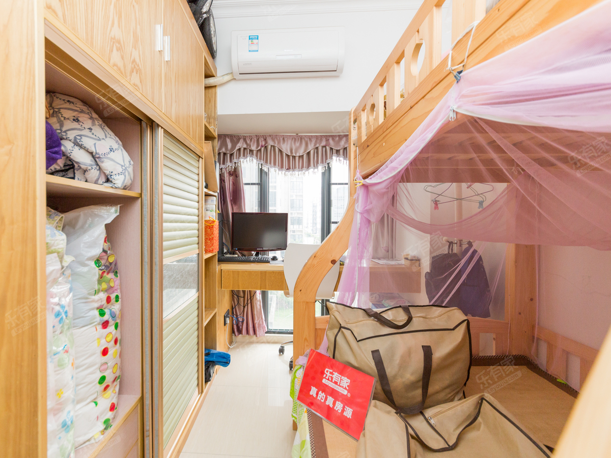 南北通透精装三房低楼层适合家庭居住