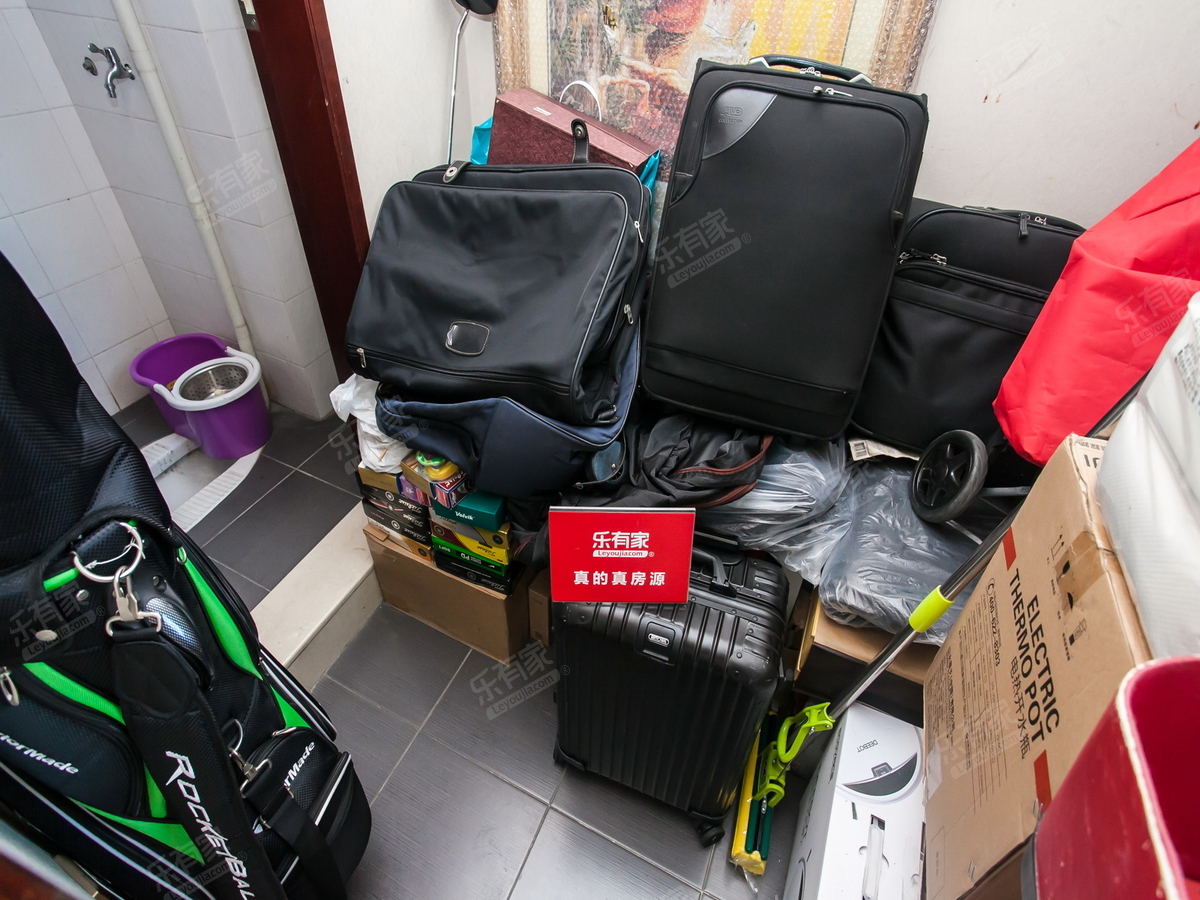 让人一眼爱上的户型，看房方便211的双龙抱珠大平层