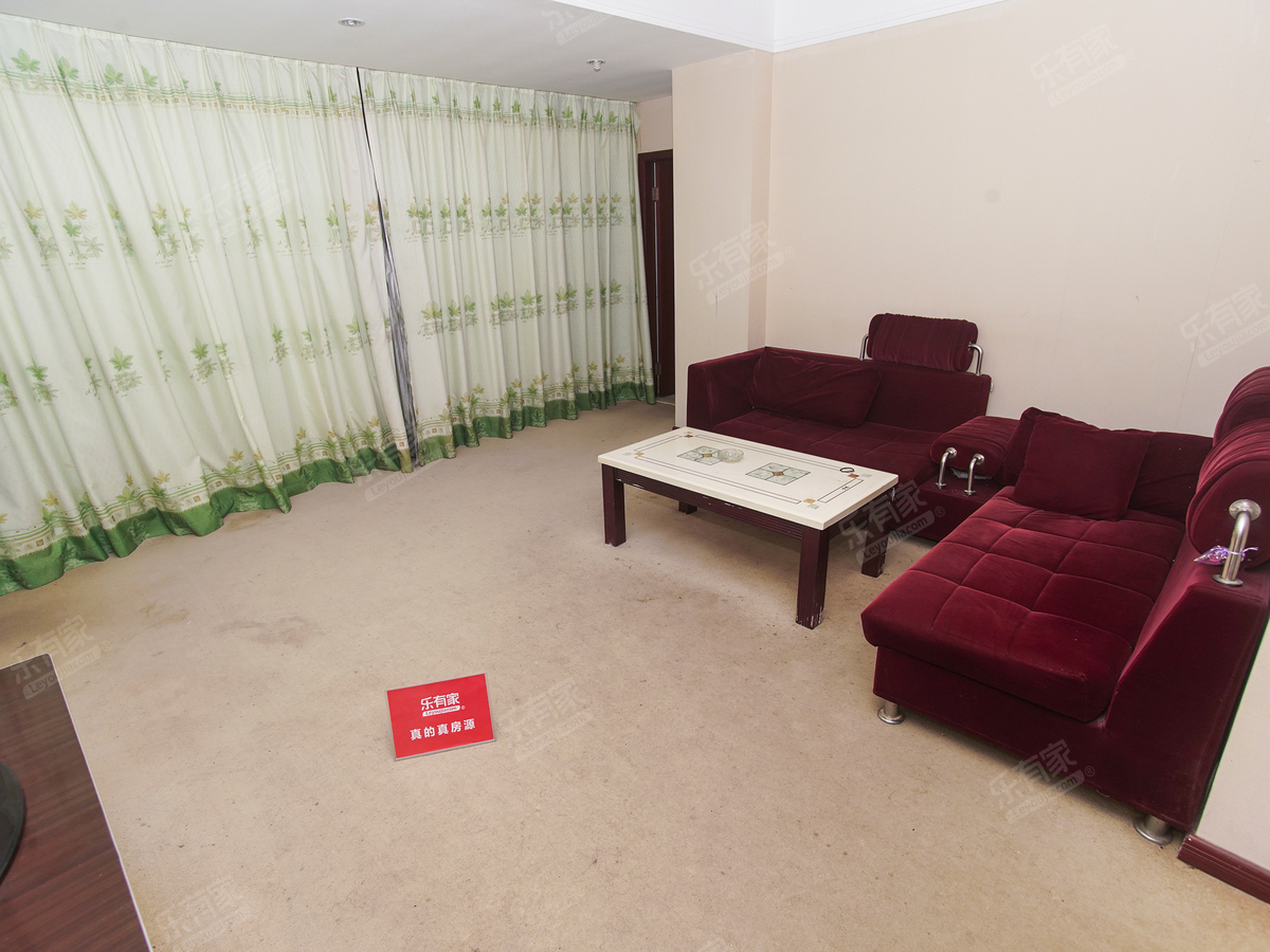 业主诚心出售，价格可谈。