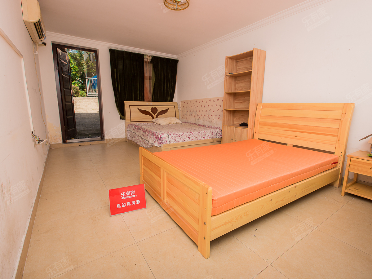 坂田地铁口，十二橡树2期别，墅出租