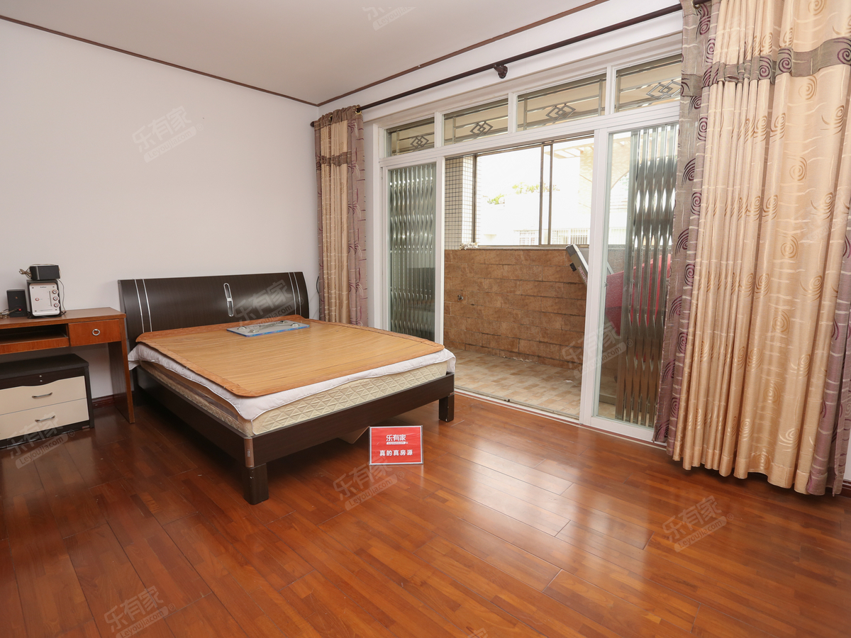 长江路峰景花园复式出售格局方正