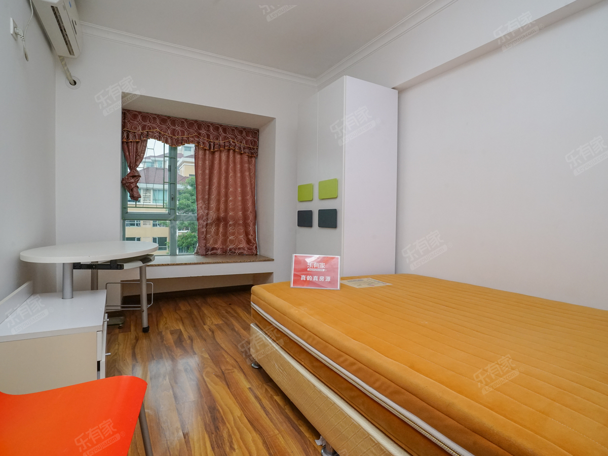 棕榈湾四房出租