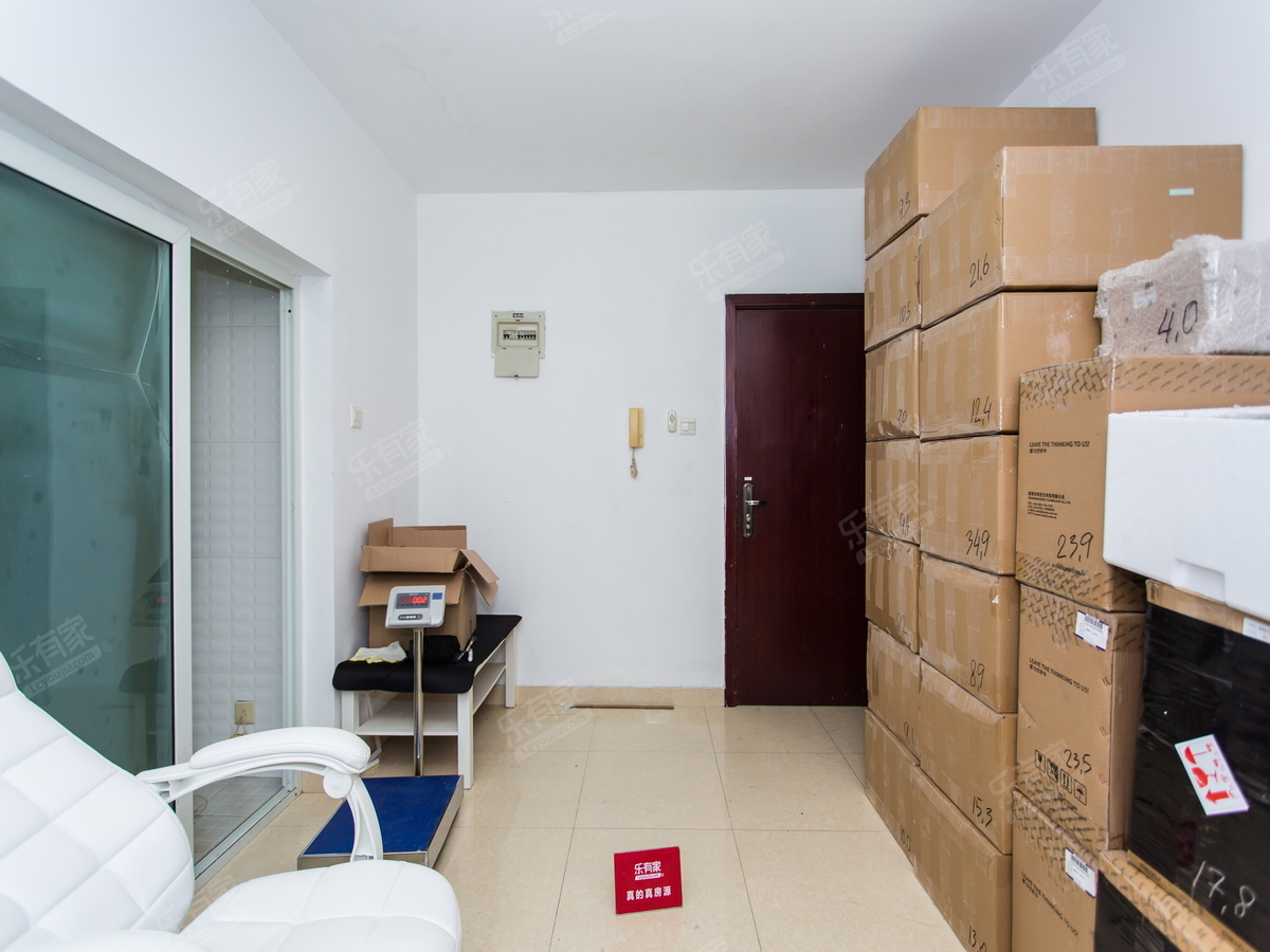 东方时代广场 东 普装 2室 1厅 45m²