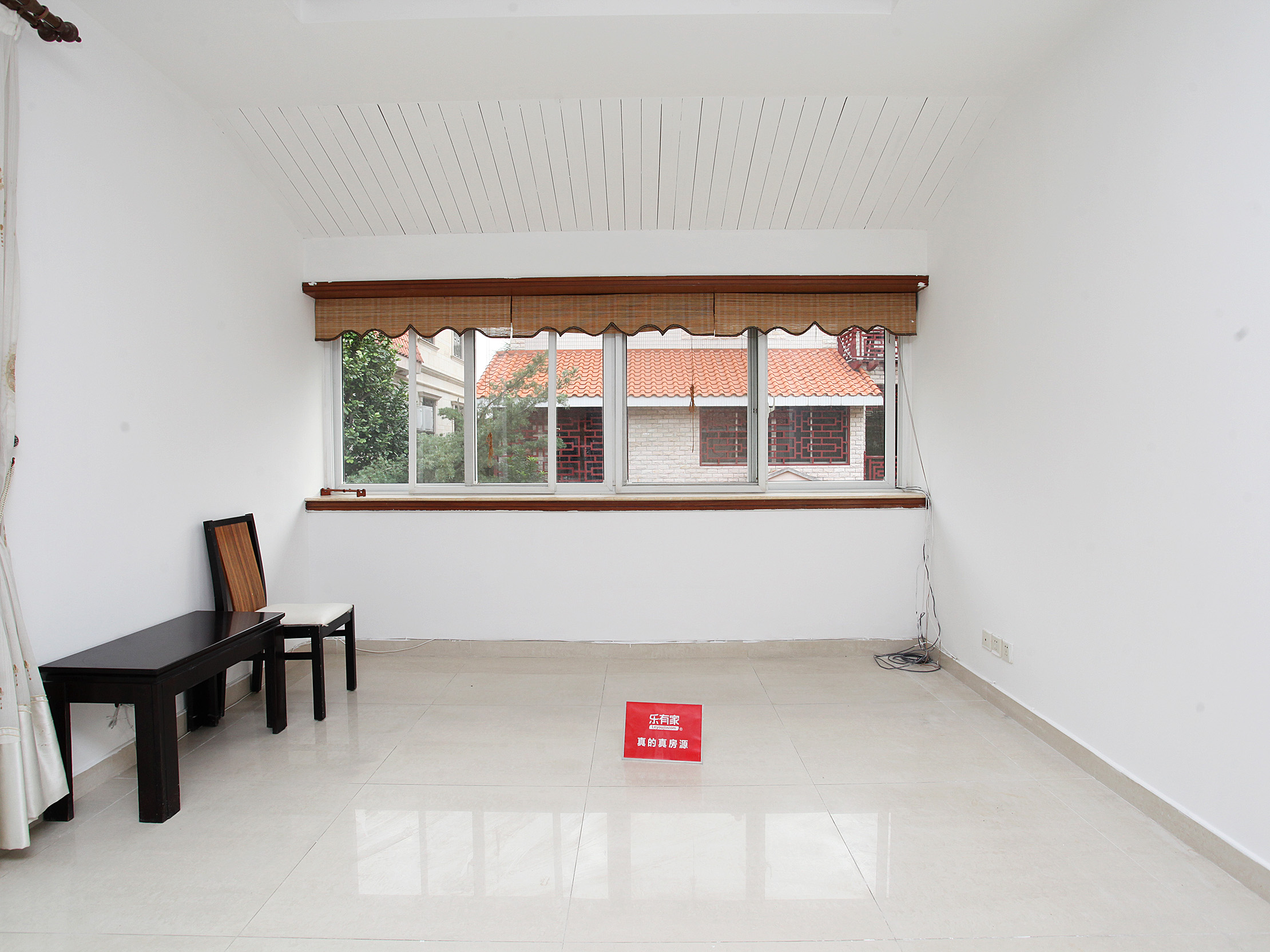 华景园 7房3厅5卫 350㎡